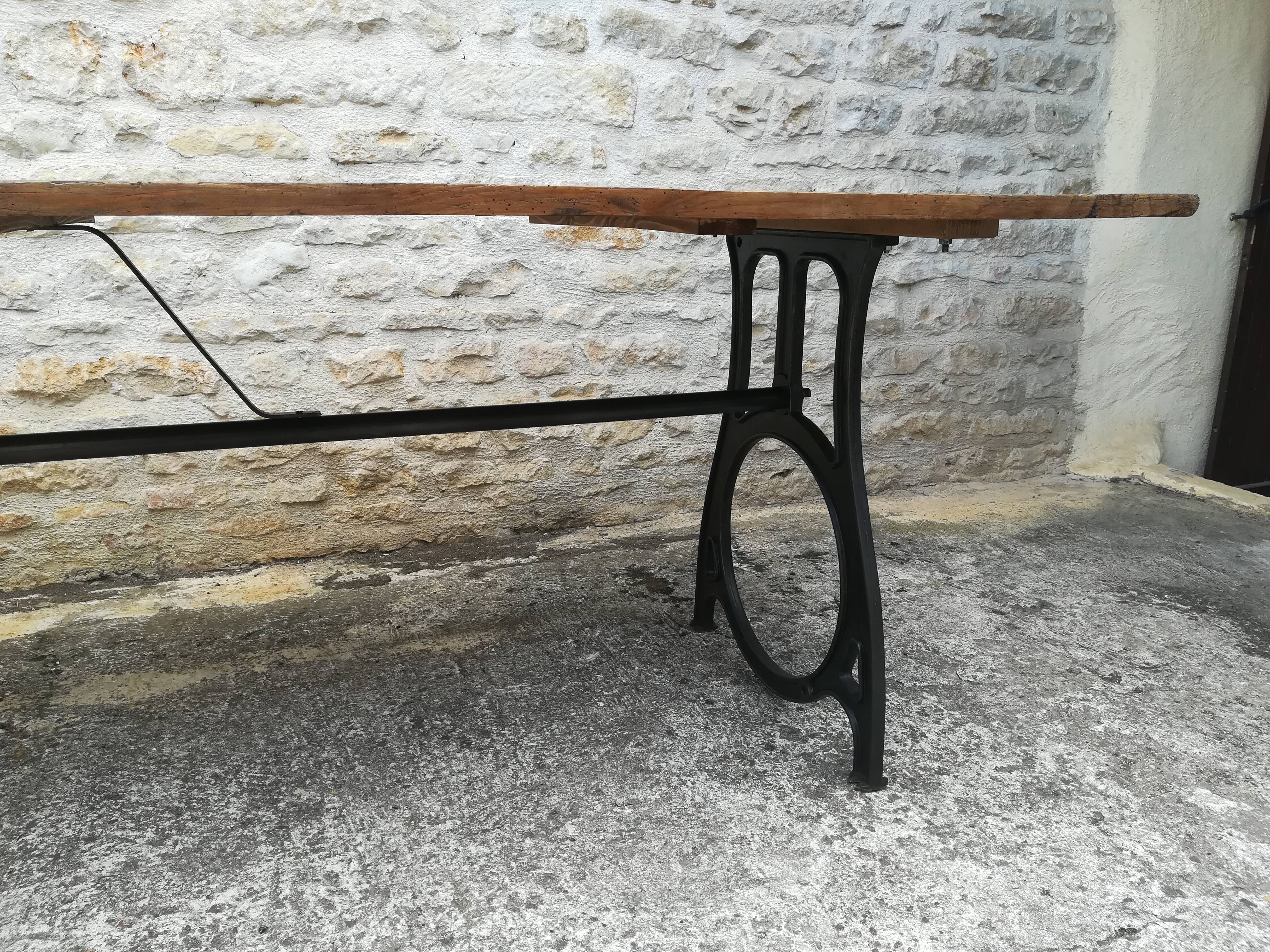 Industrial table
