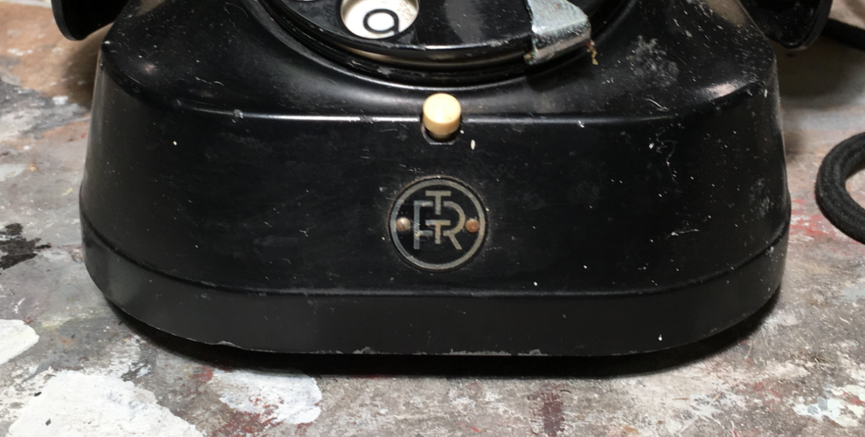 Téléphone RTT56 Post War