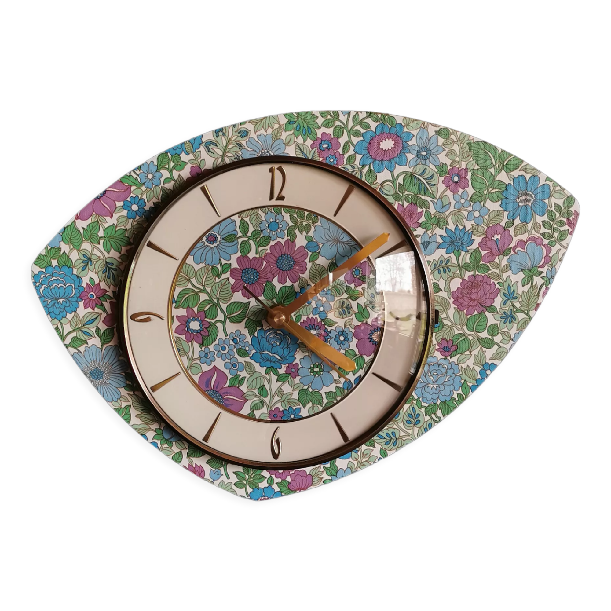 Vintage formica clock asymmetrical silent wall clock "Fleurie bleu violet"