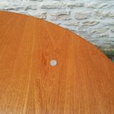Scandinavian table