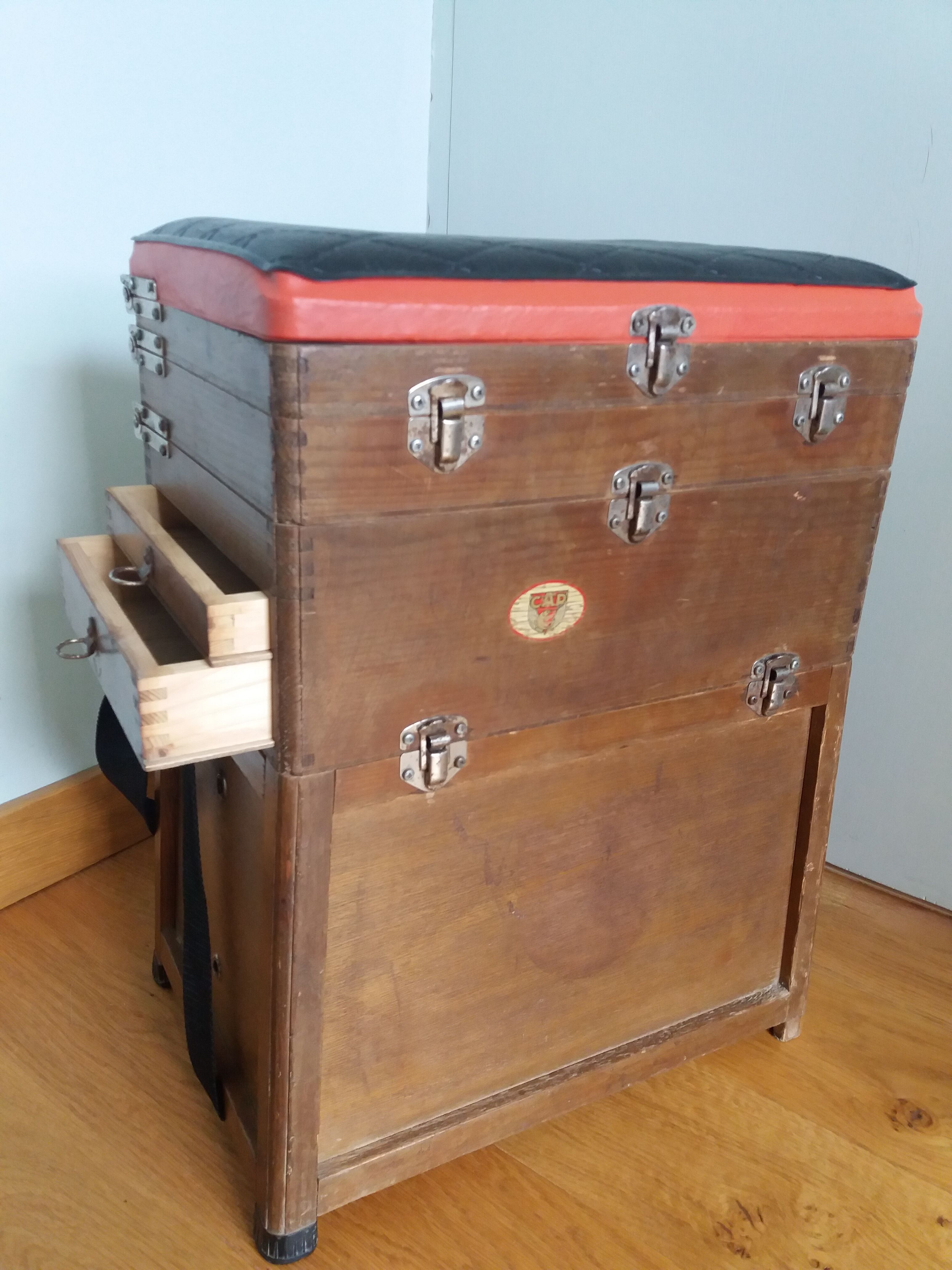 Stool fishing storage chest fisherman's seat