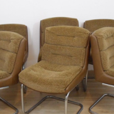 Suite de 6 fauteuils années 1970