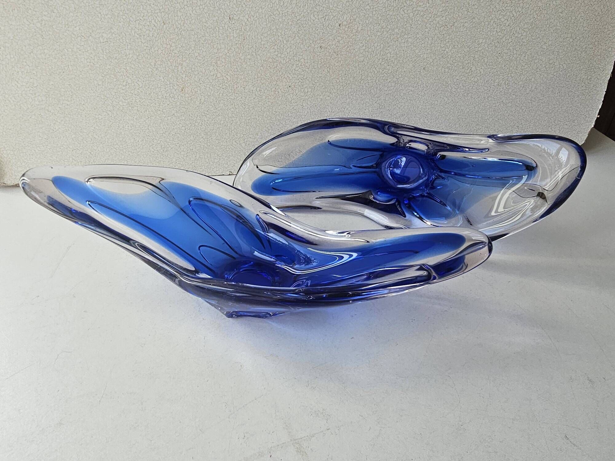 Set of 2 blue glass bowls in the style of Murano - Handmade