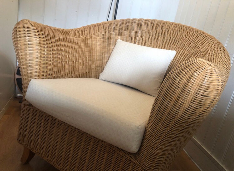 Wide rattan armchair Olivier Shrought