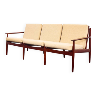 Arne Vodder, Mid Century Three-Seater Teak Sofa, Glostrup 1960s, Denmark