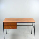 "Student" office of Pierre Guariche