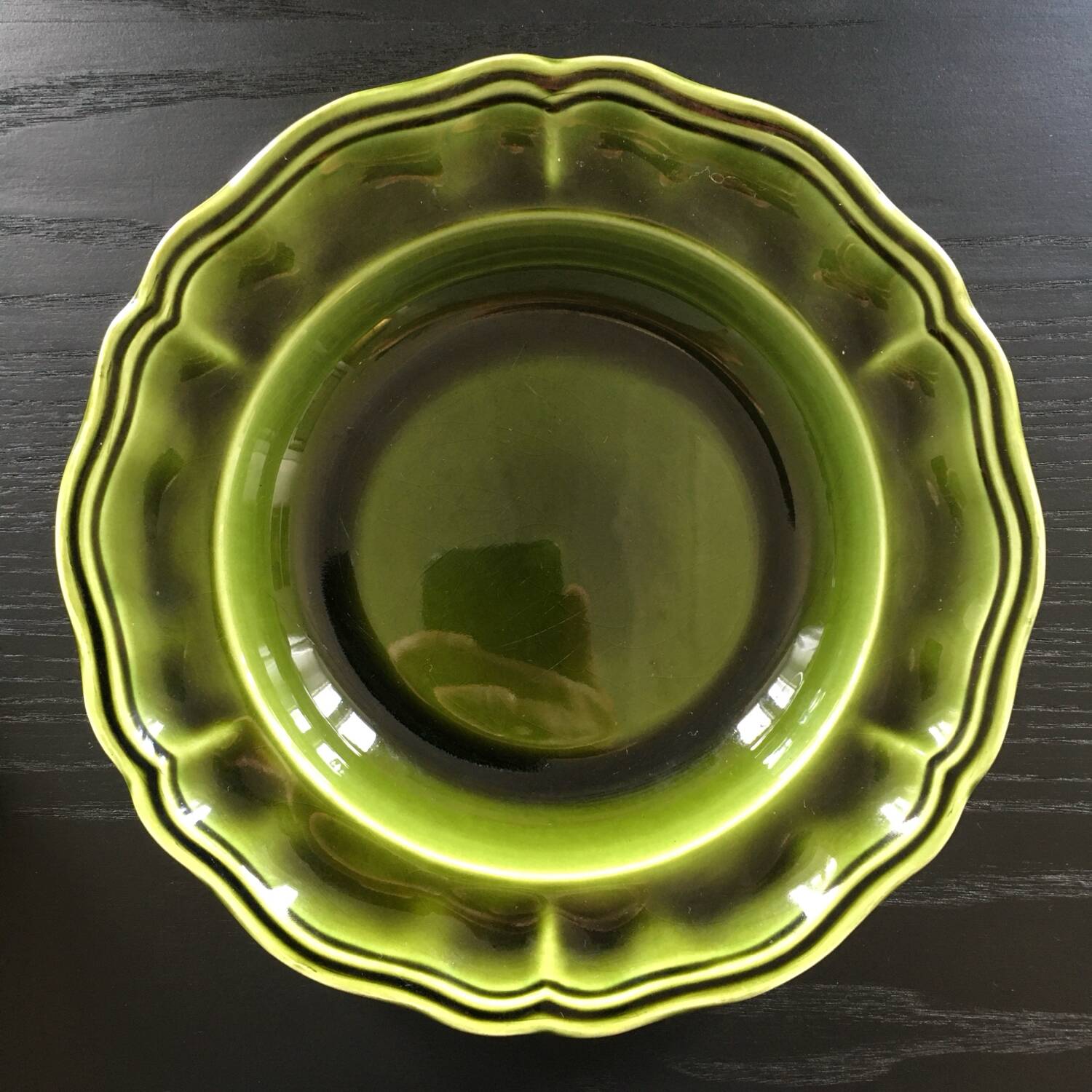 Set of 5 Provençal olive green plates