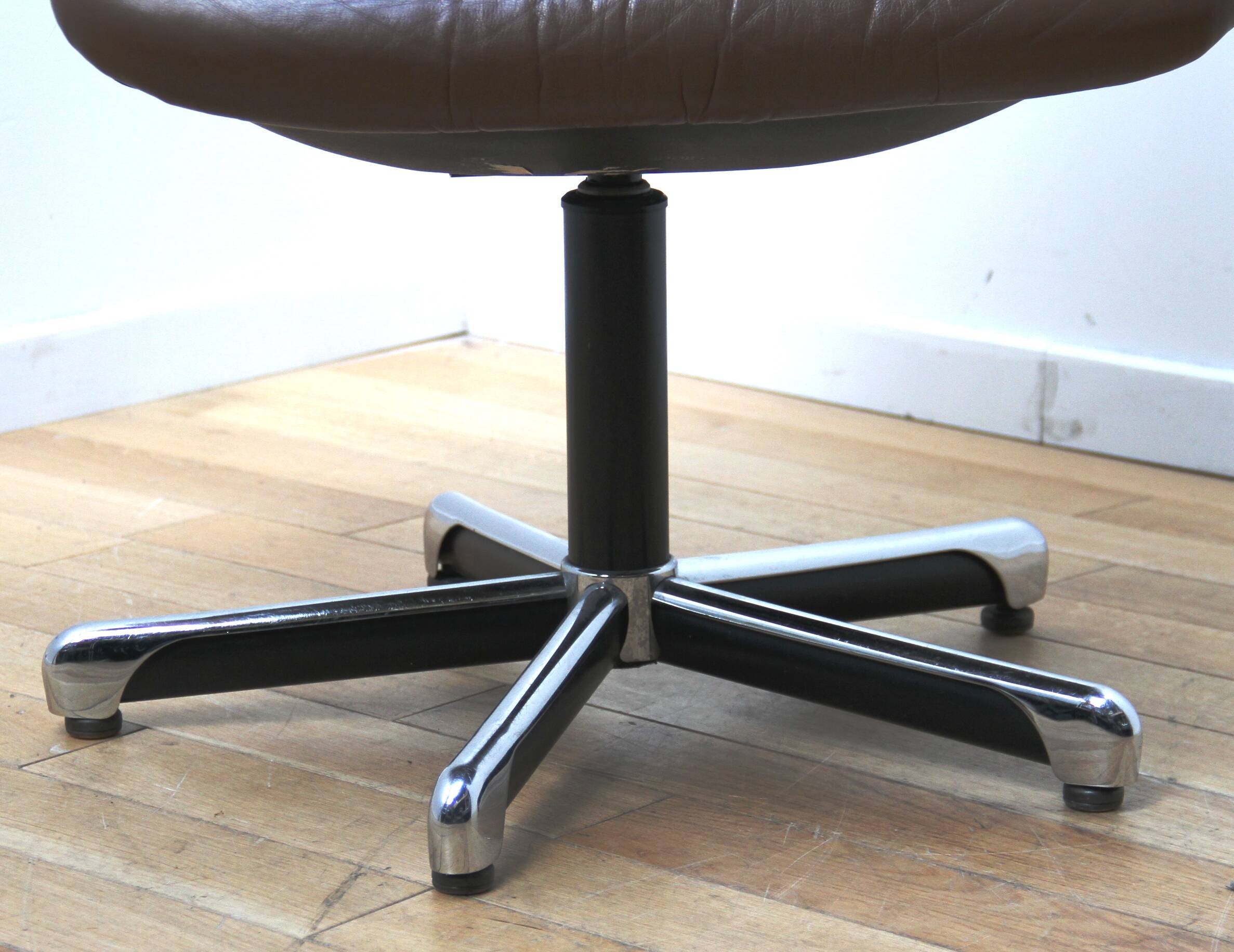 Paire de fauteuils 454 Conférence, Steelcase Strafor