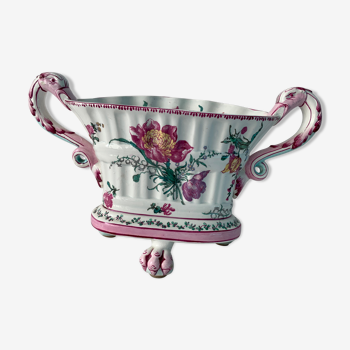 19th century garden or pottery pottery in 19th century