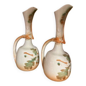 Paire de carafe en porcelaine