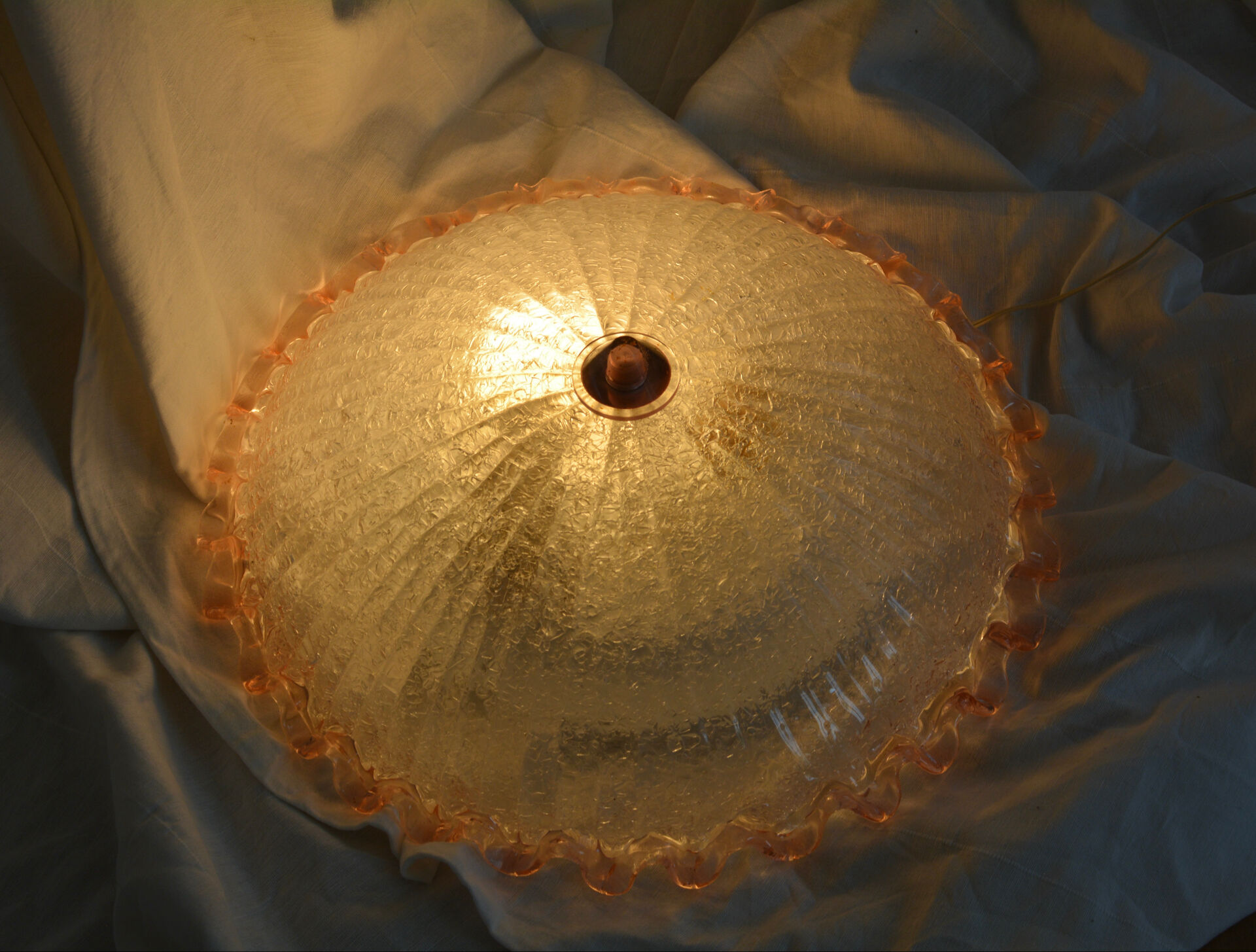 Vintage Italian ceiling light in pink Murano glass, 40 cm