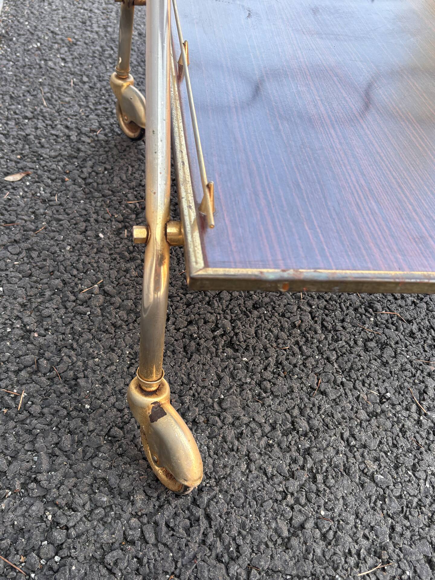 Vintage rolling dessert trolley in red Formica – 1950s/60s