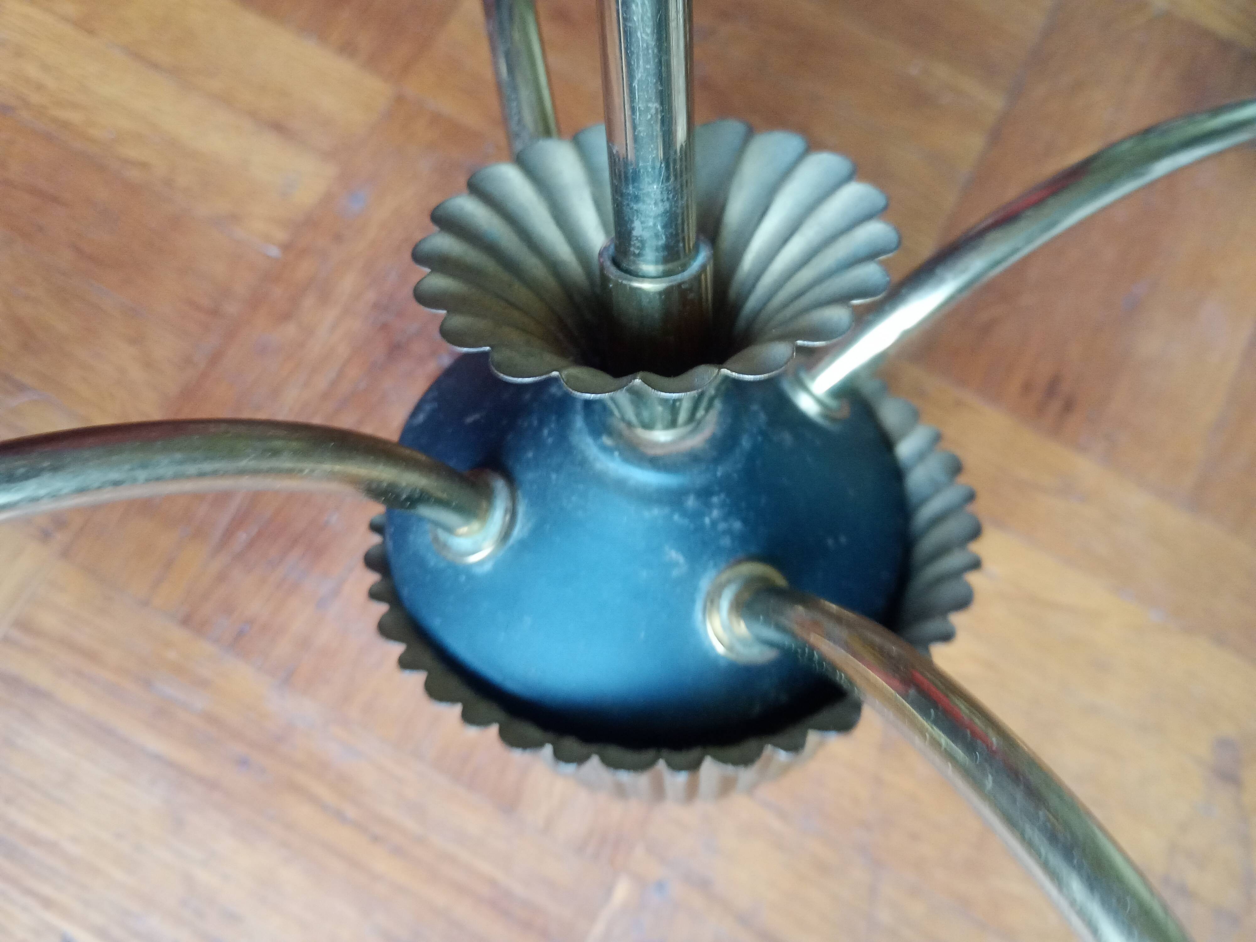 Vintage 4-arm chandelier - oblong tulip pressed molded glass - gold metal