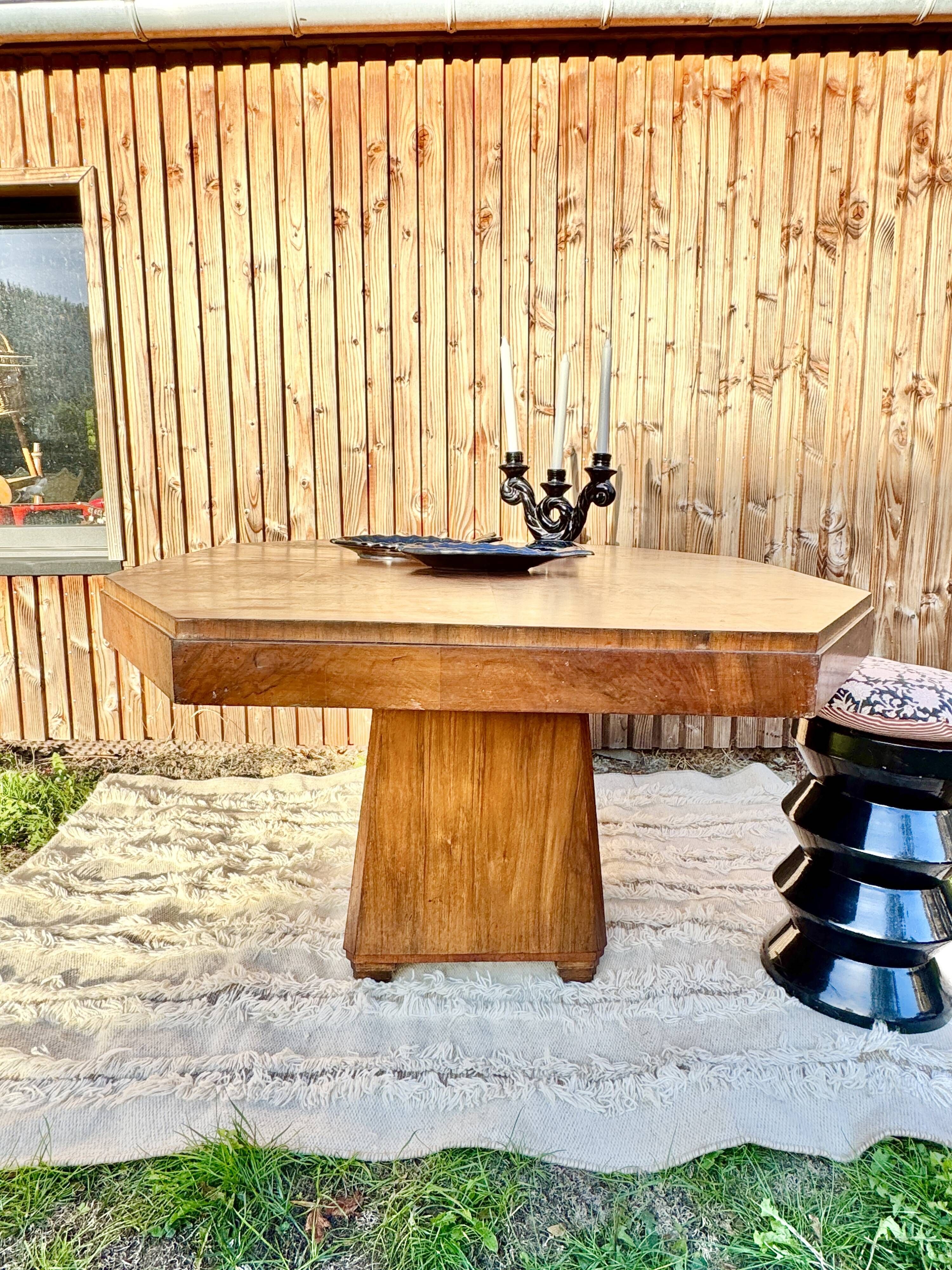 Rare table a manger octogonale art deco