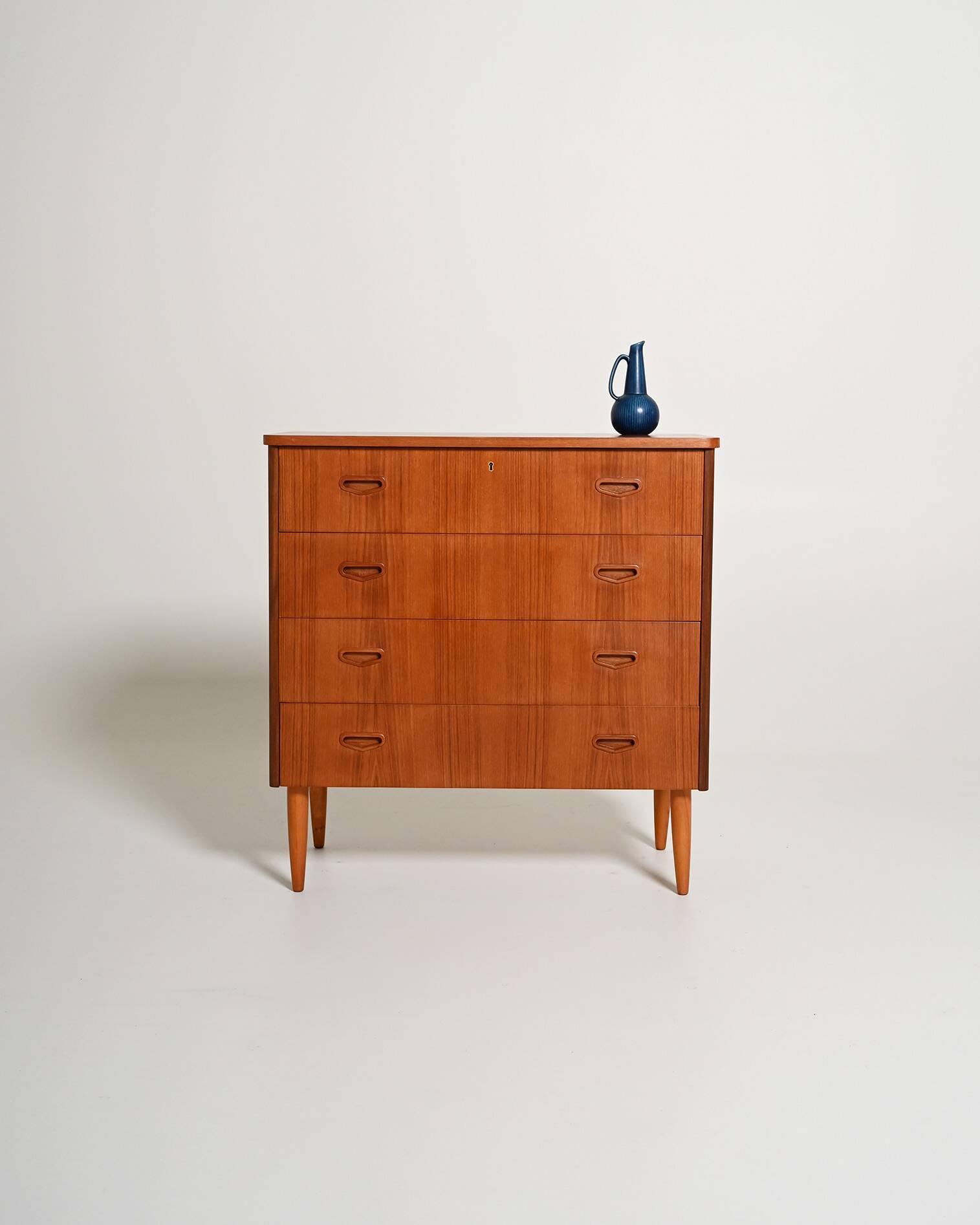 Commode en teck suédois, années 1950