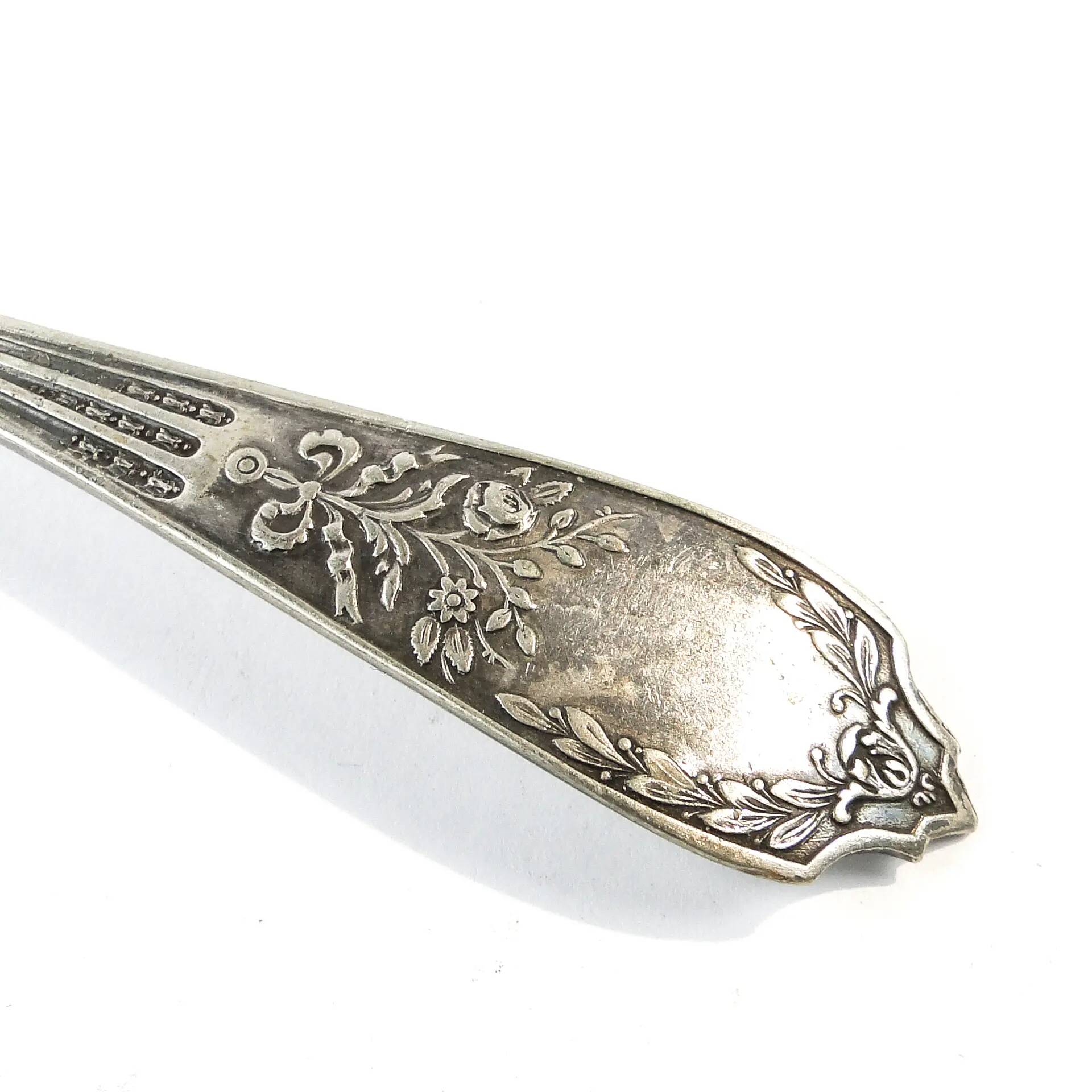 Art Deco sugar spoon, silver-plated brass, Platerstyl, Poland, 1930s