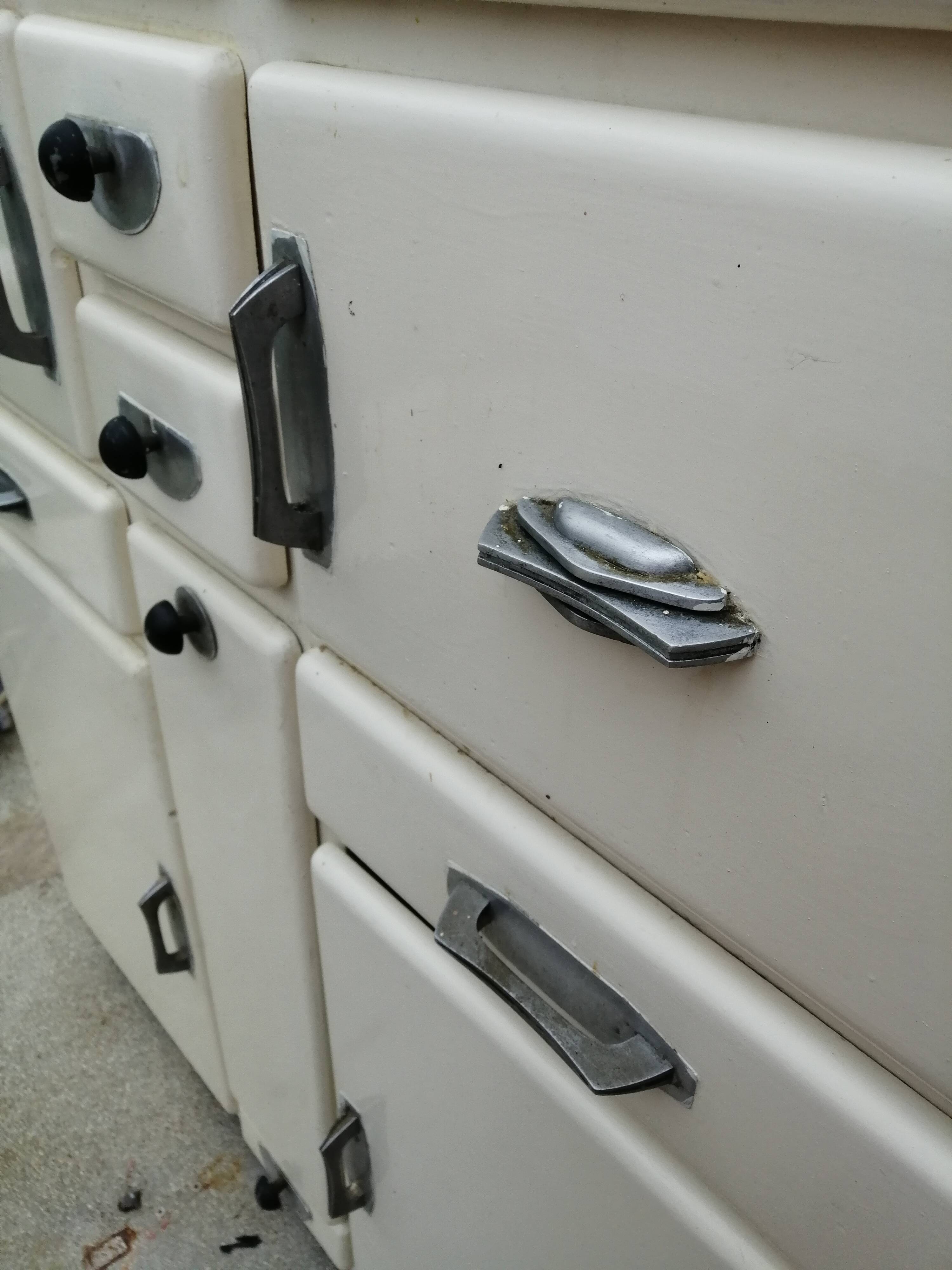 Mado 50s style buffet