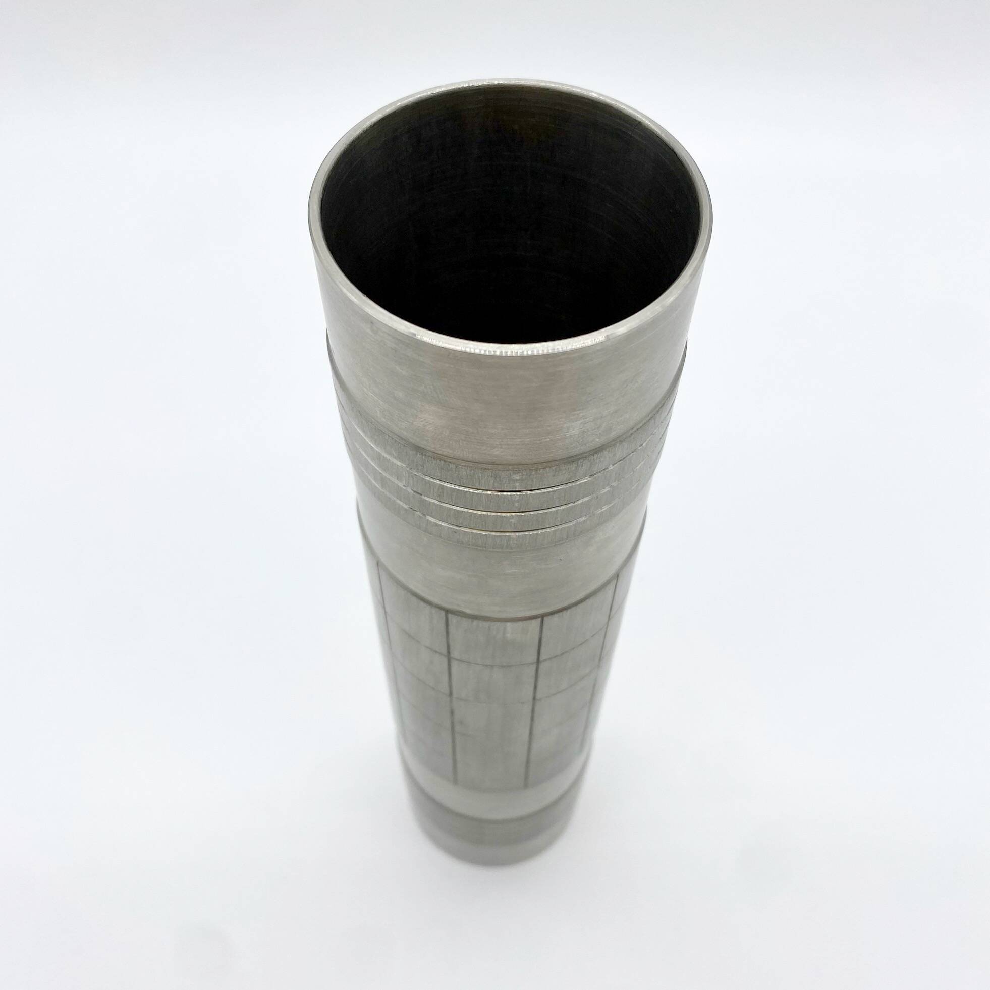 Vase rouleau brutaliste / aluminium brossé – 1960s
