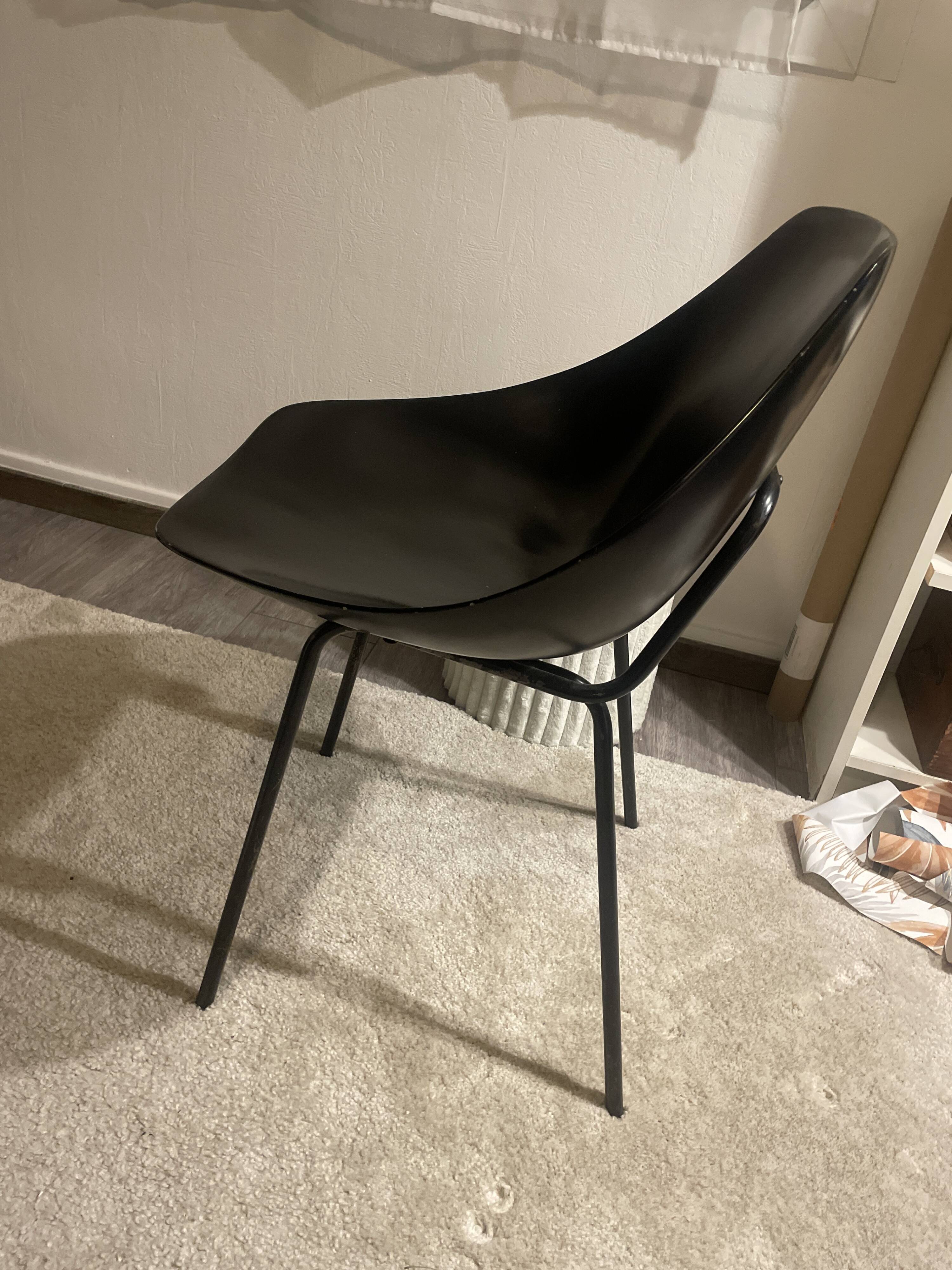 3 Shell chairs Pierre Guariche – Reissue Maisons du Monde – Black