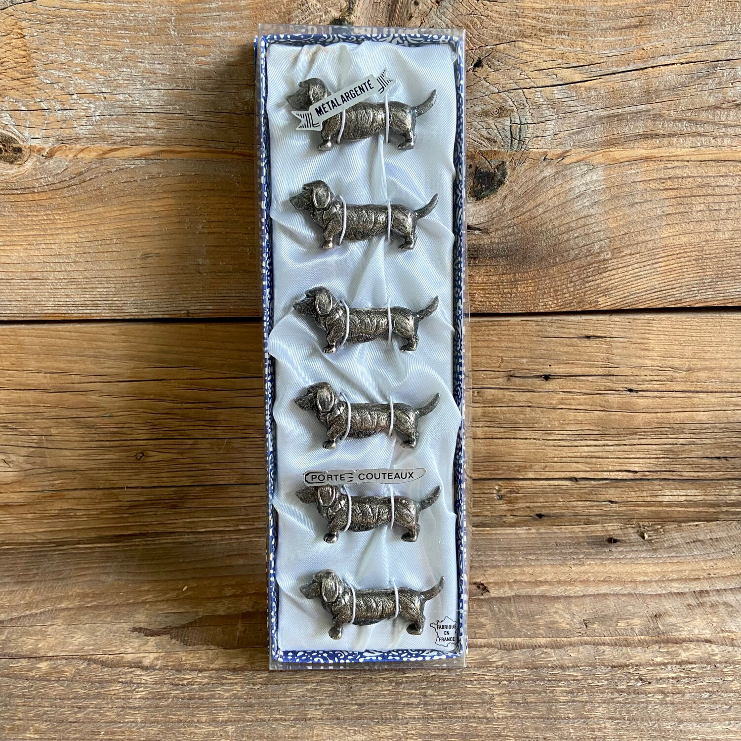 6 vintage dog knife holders