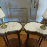 Paire de tables de chevet Anciennes Forme Haricot style Louis XVI- dessus marbre