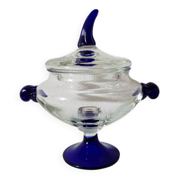 Plat de bonbonnière Cristal de Paris avec des détails bleu cobalt