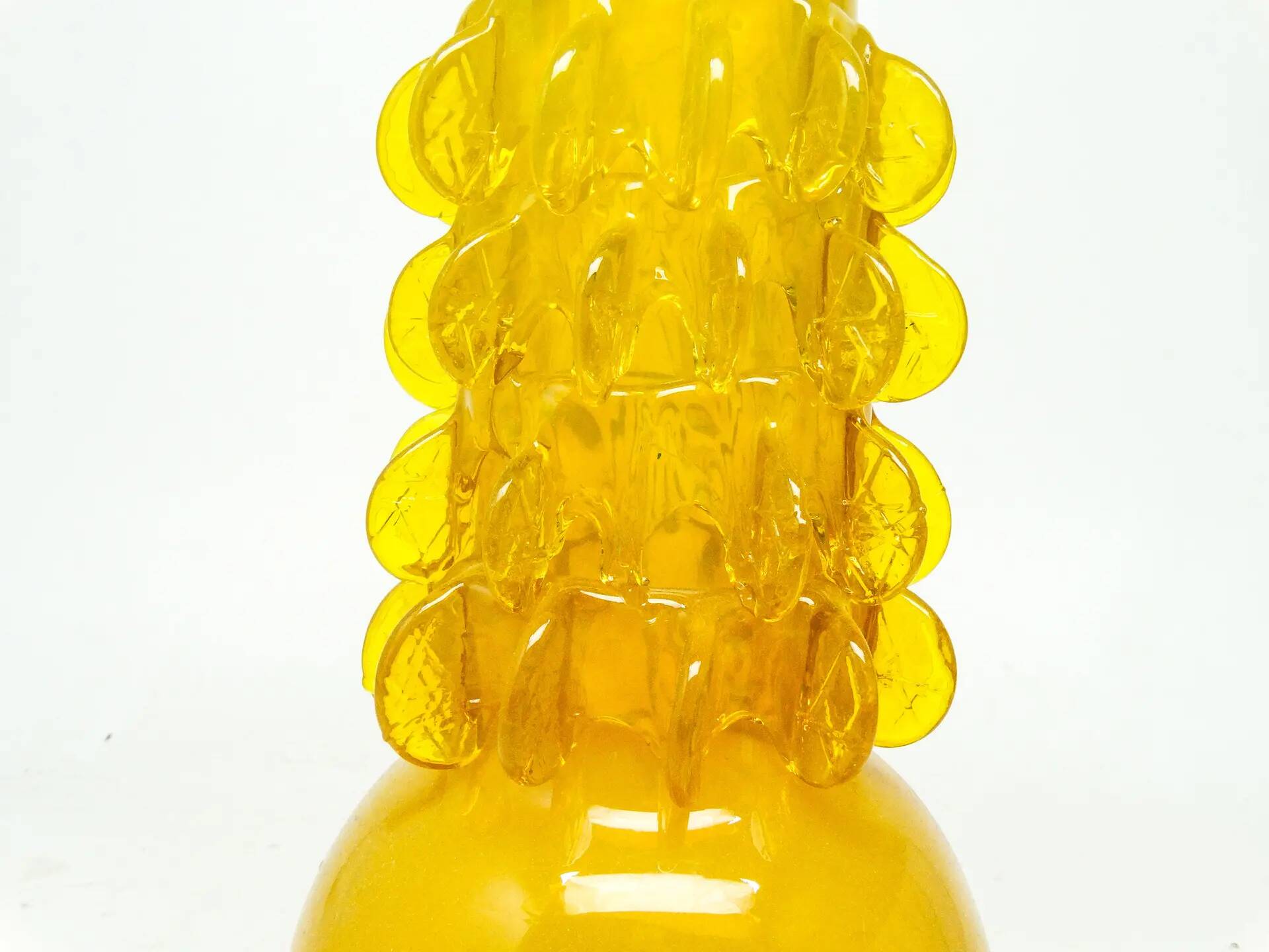 Bride vase, mid-century modern, yellow glass, designed by J. Słuczan-Orkusz, Poland, 1970s