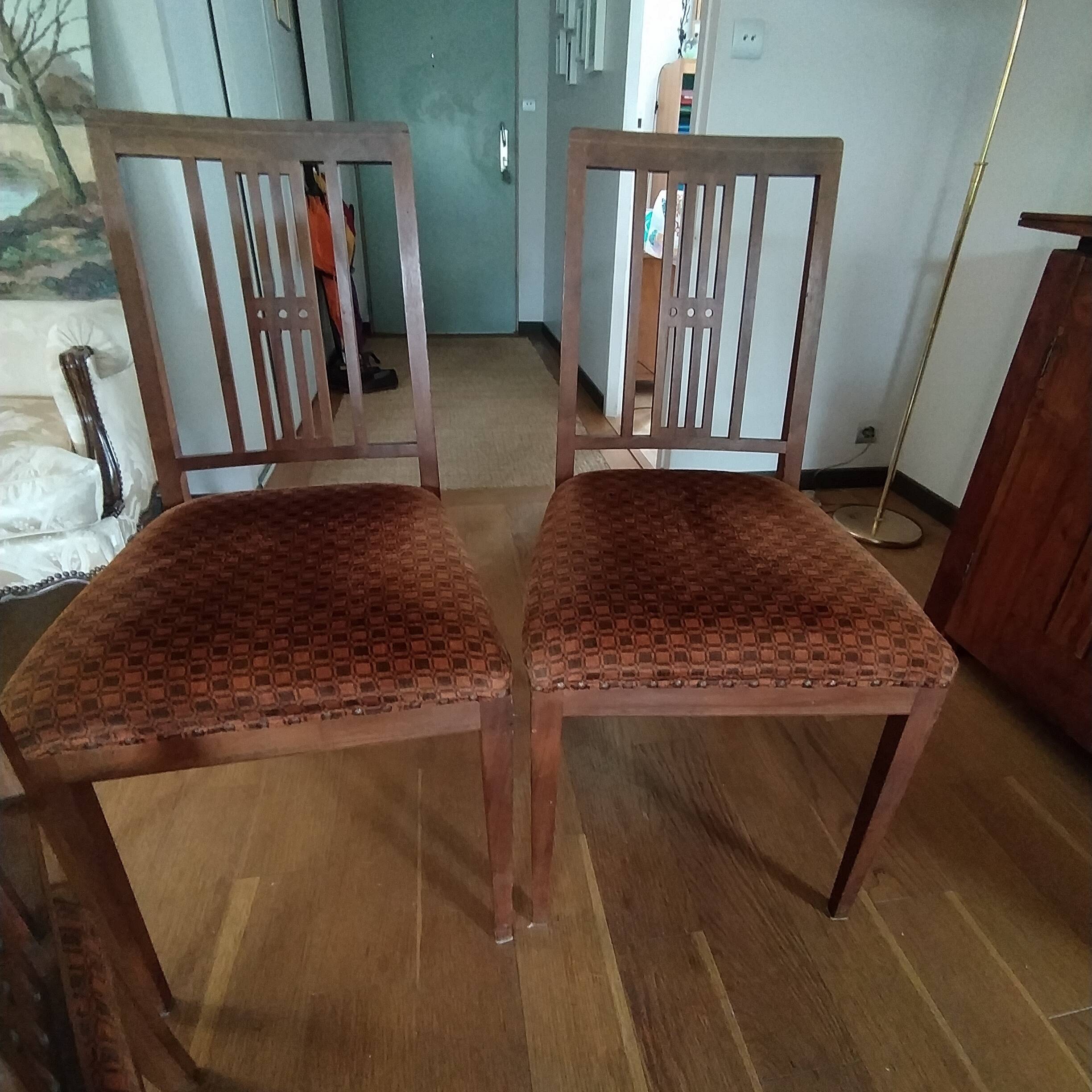 Ensemble Arts & Crafts 1900-1925 – 2 fauteuils et 2 chaises en bois massif