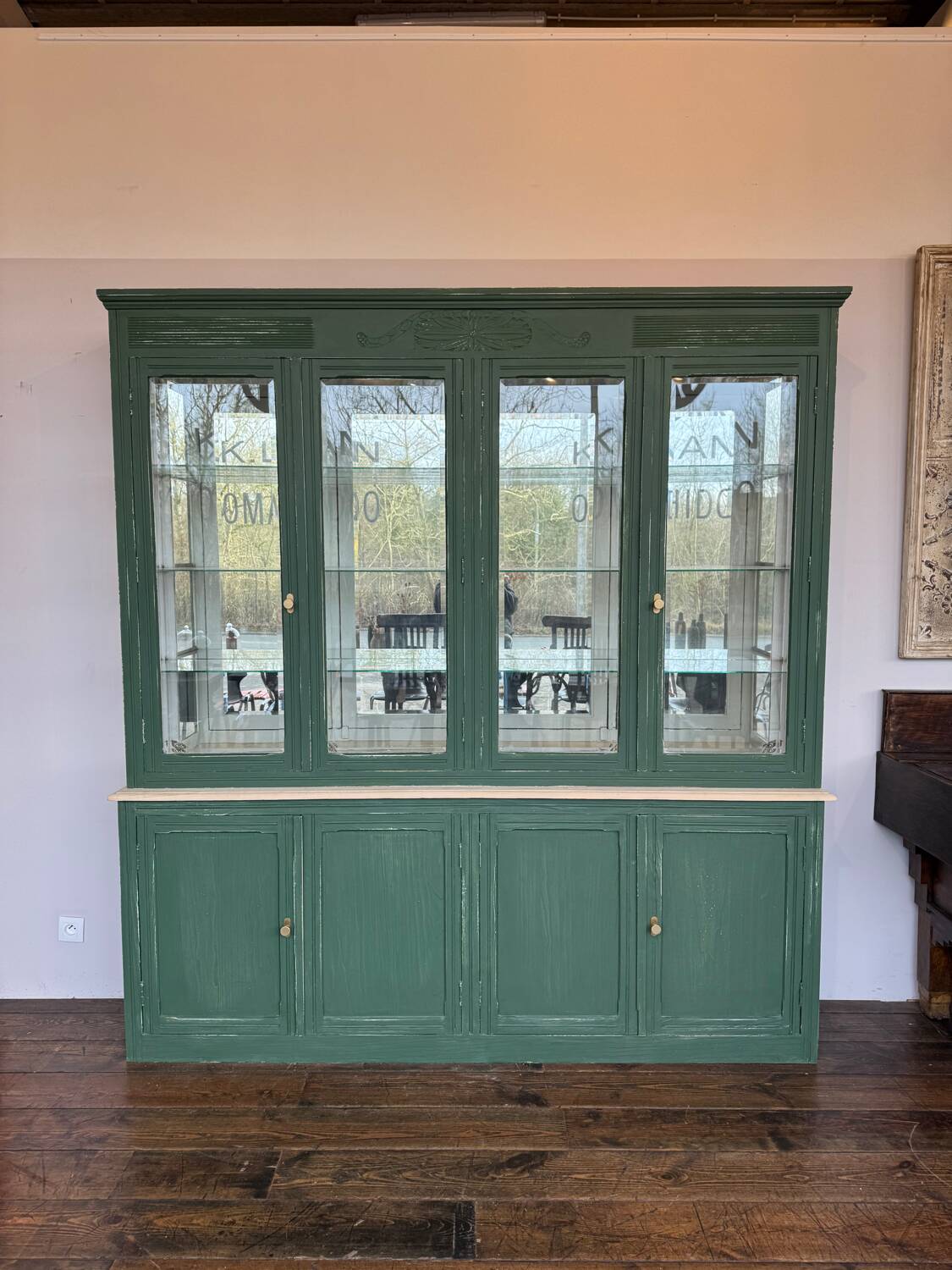 Pharmacy display case