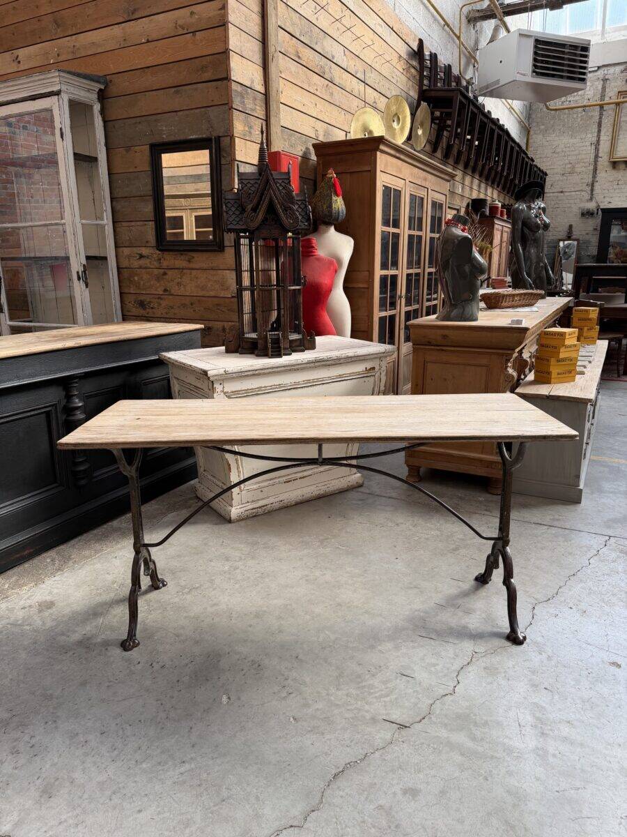 Grande table bistrot début XXème