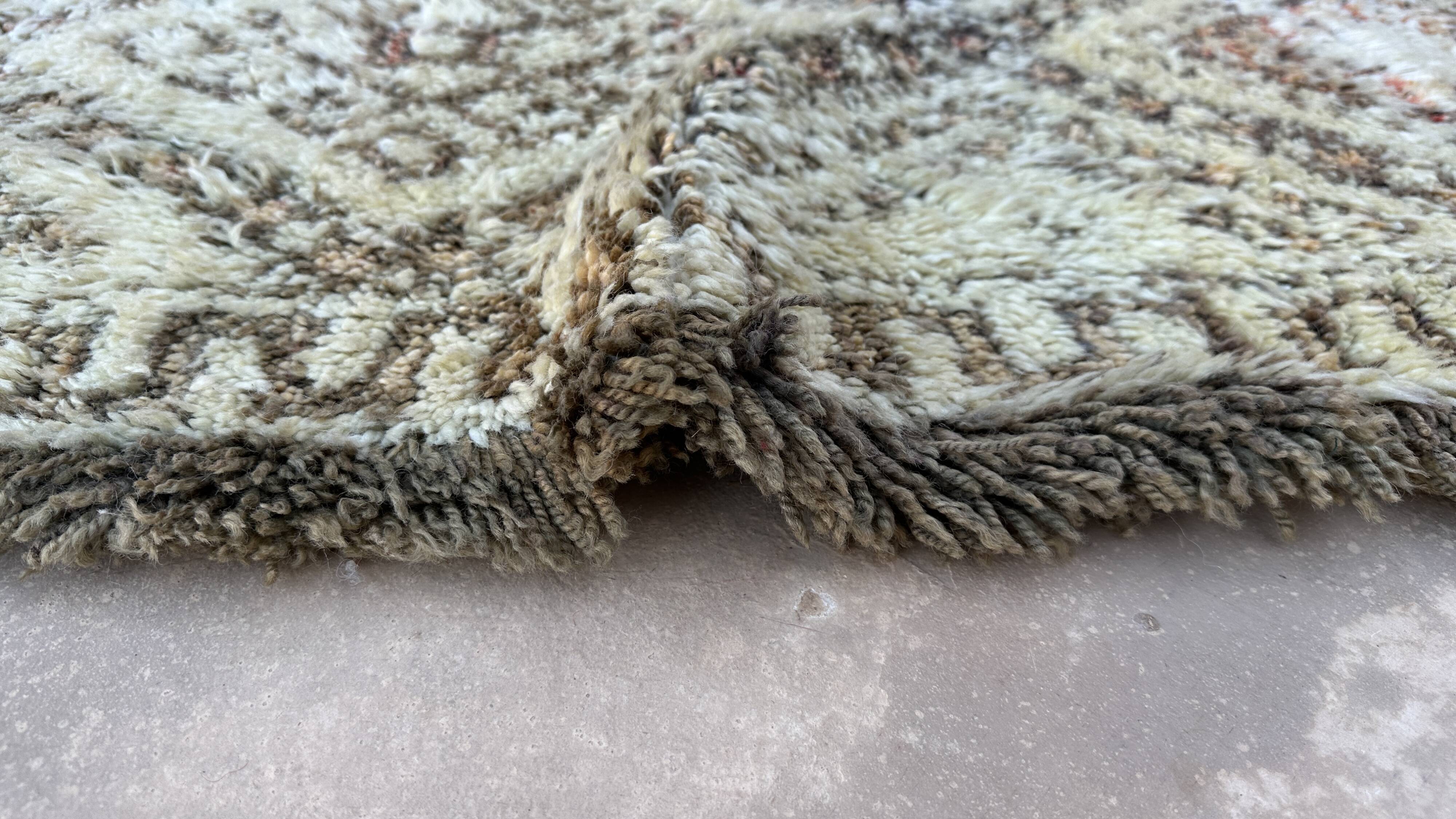White Marmoucha Moroccan rug - 188 x 336 cm