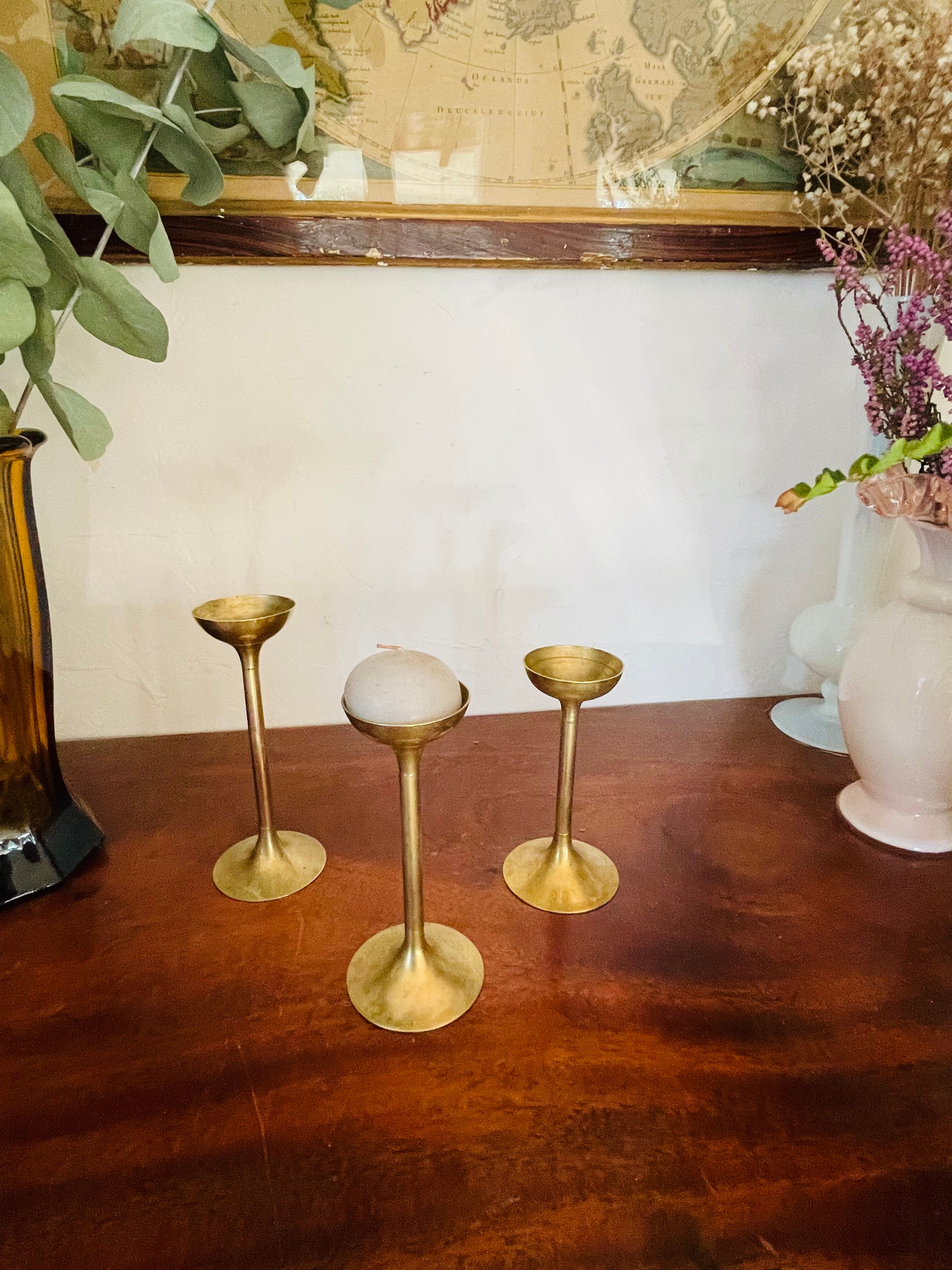 Suite de 3 bougeoirs en laiton vintage