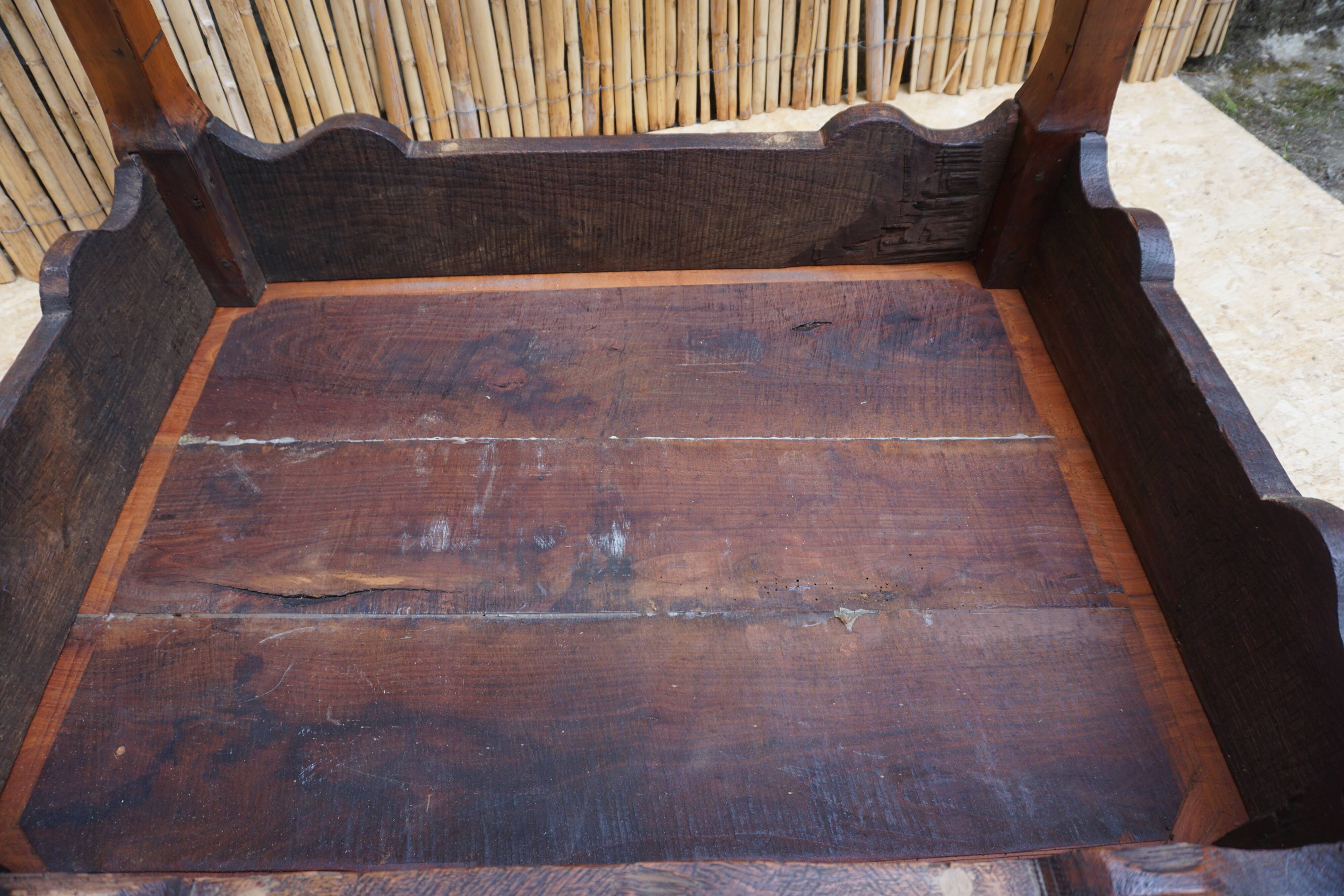 Table de taverne ou d'auberge du 18° siècle