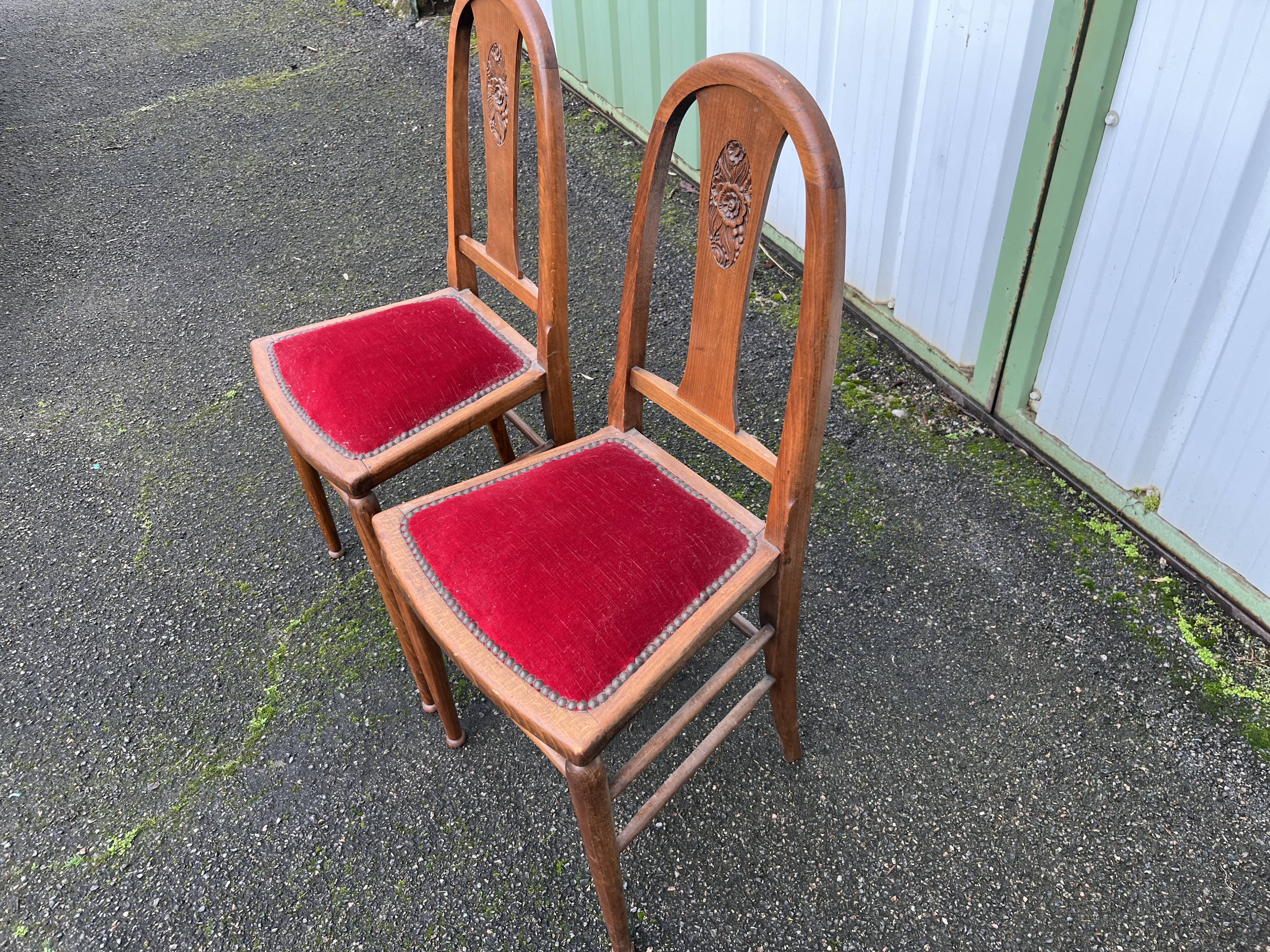 Paire de Chaise art déco en velours rouge
