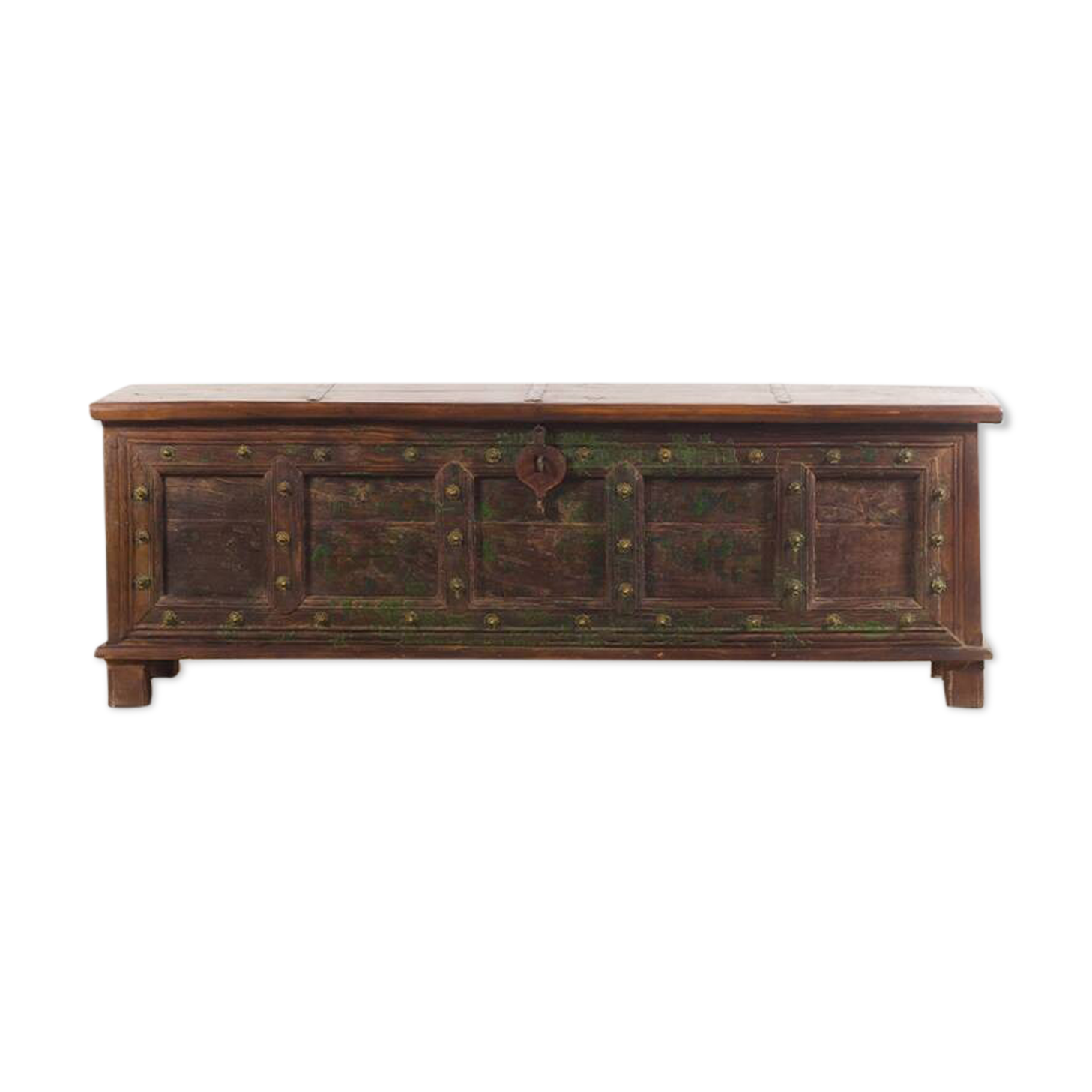 Grand coffre en bois