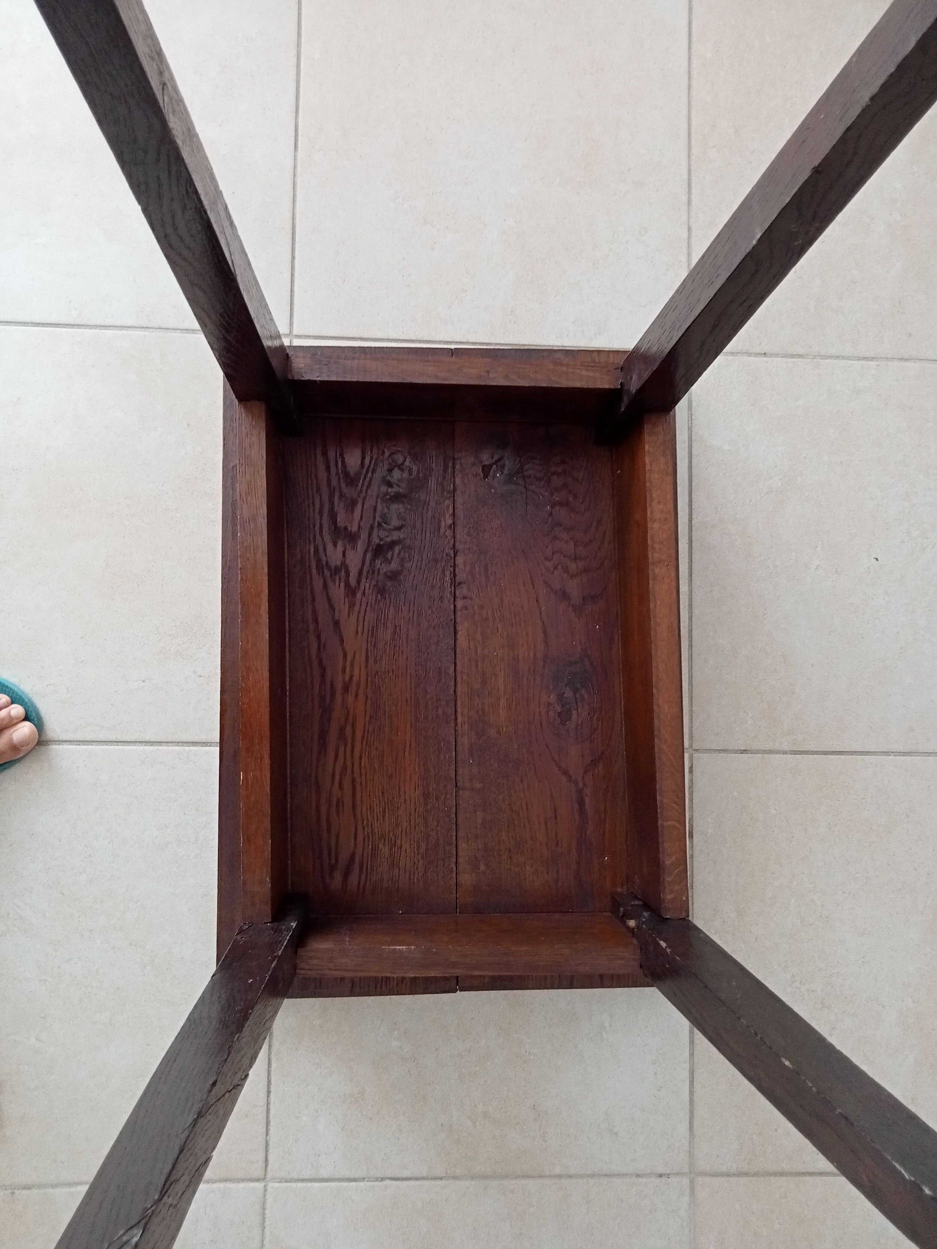 Solid oak table early XXth