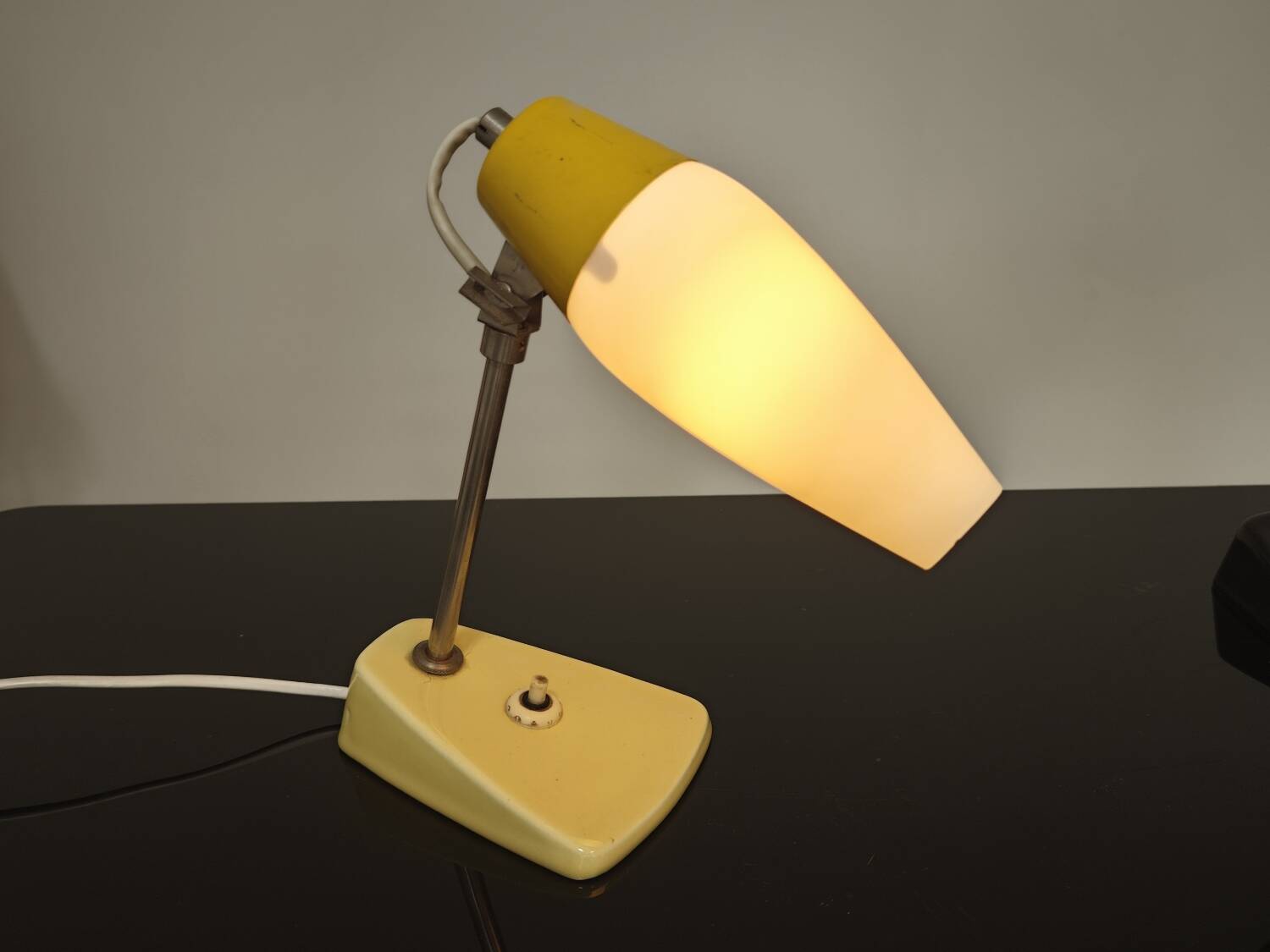 Ceramic table lamp by Jaroslav Anyz for Kamenicky Senov 1956