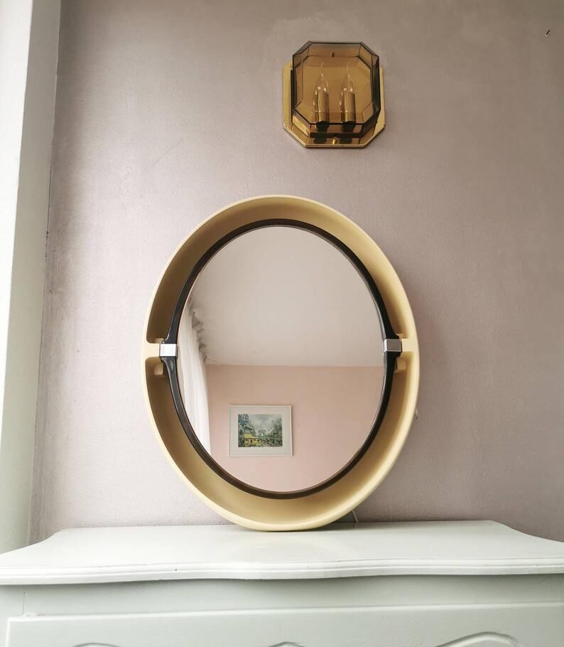Vintage oval mirror with Allibert 1970 light