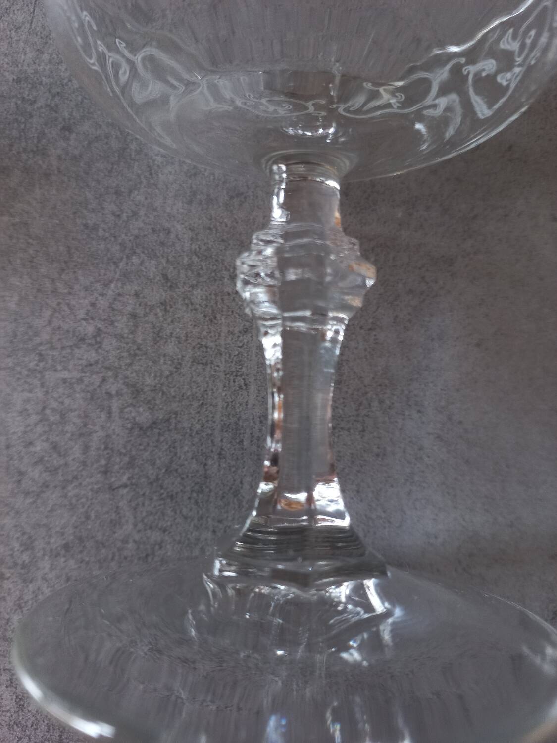 Lot 9 art deco Champagne glasses