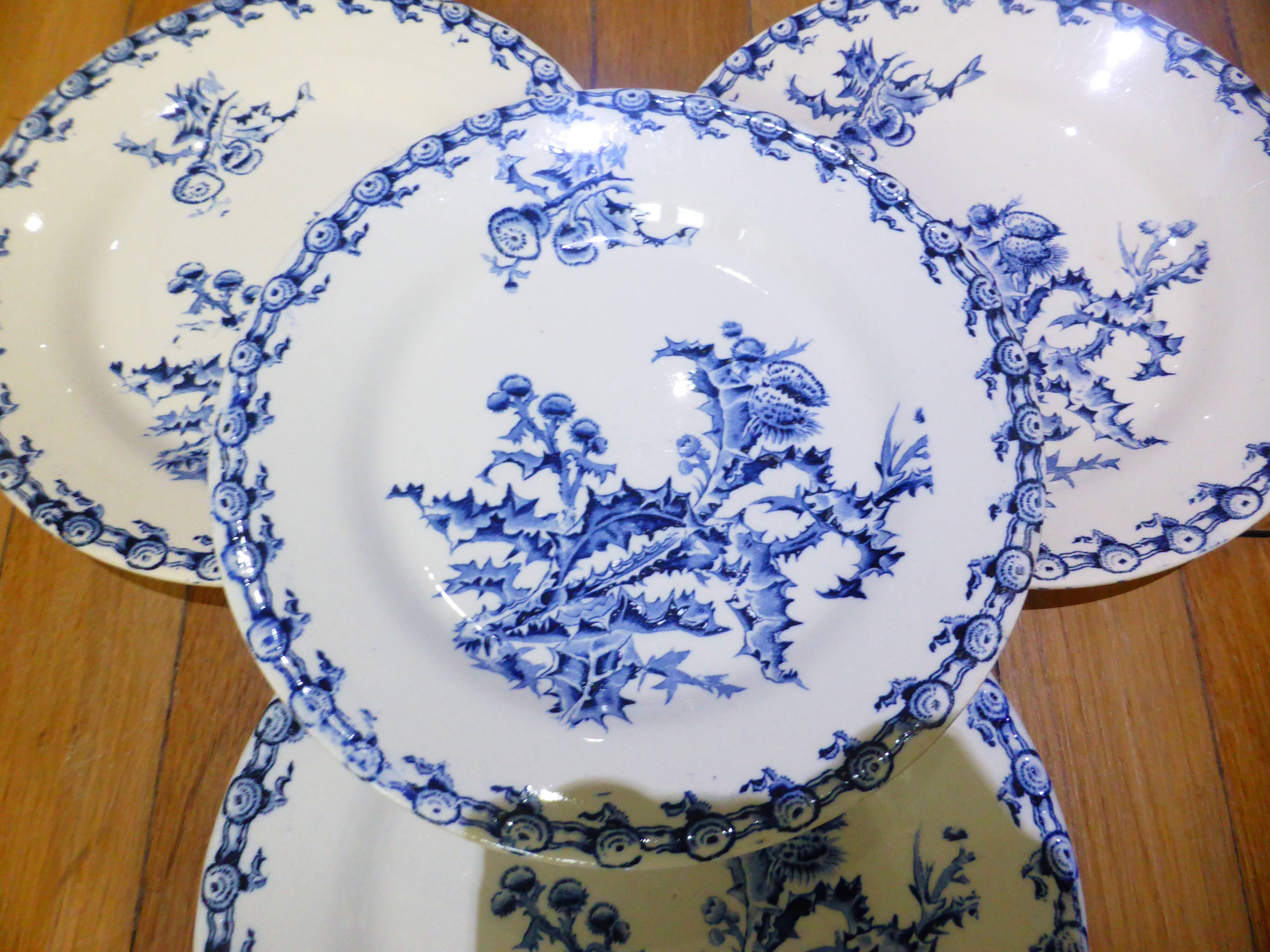 4 flat plates Gien Chardons (4)