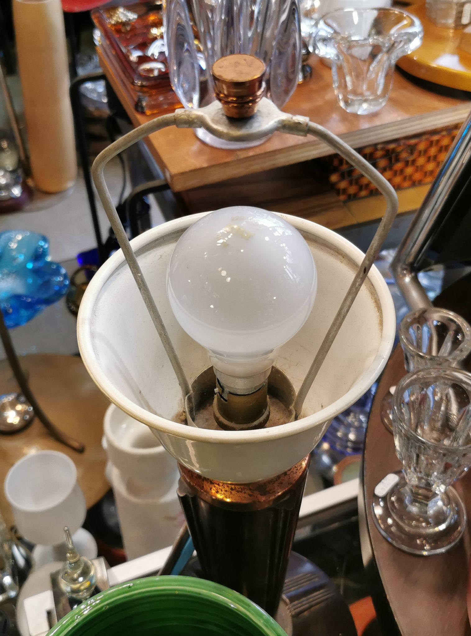 Jumo desk lamp