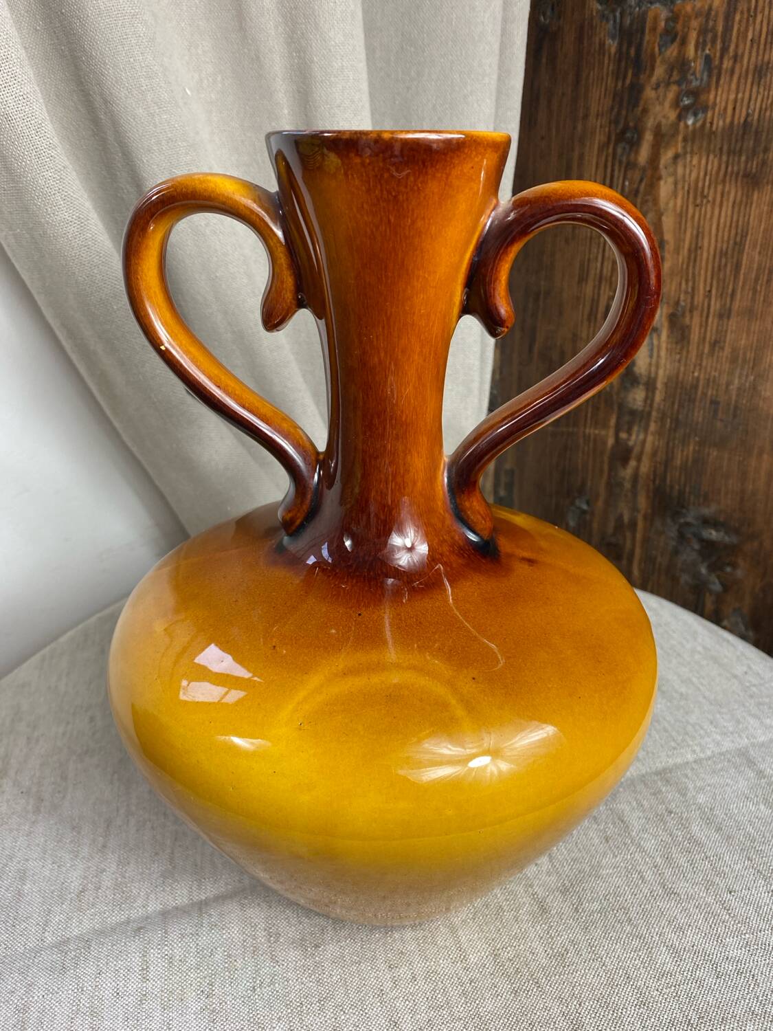 Amphora-type ceramic vase