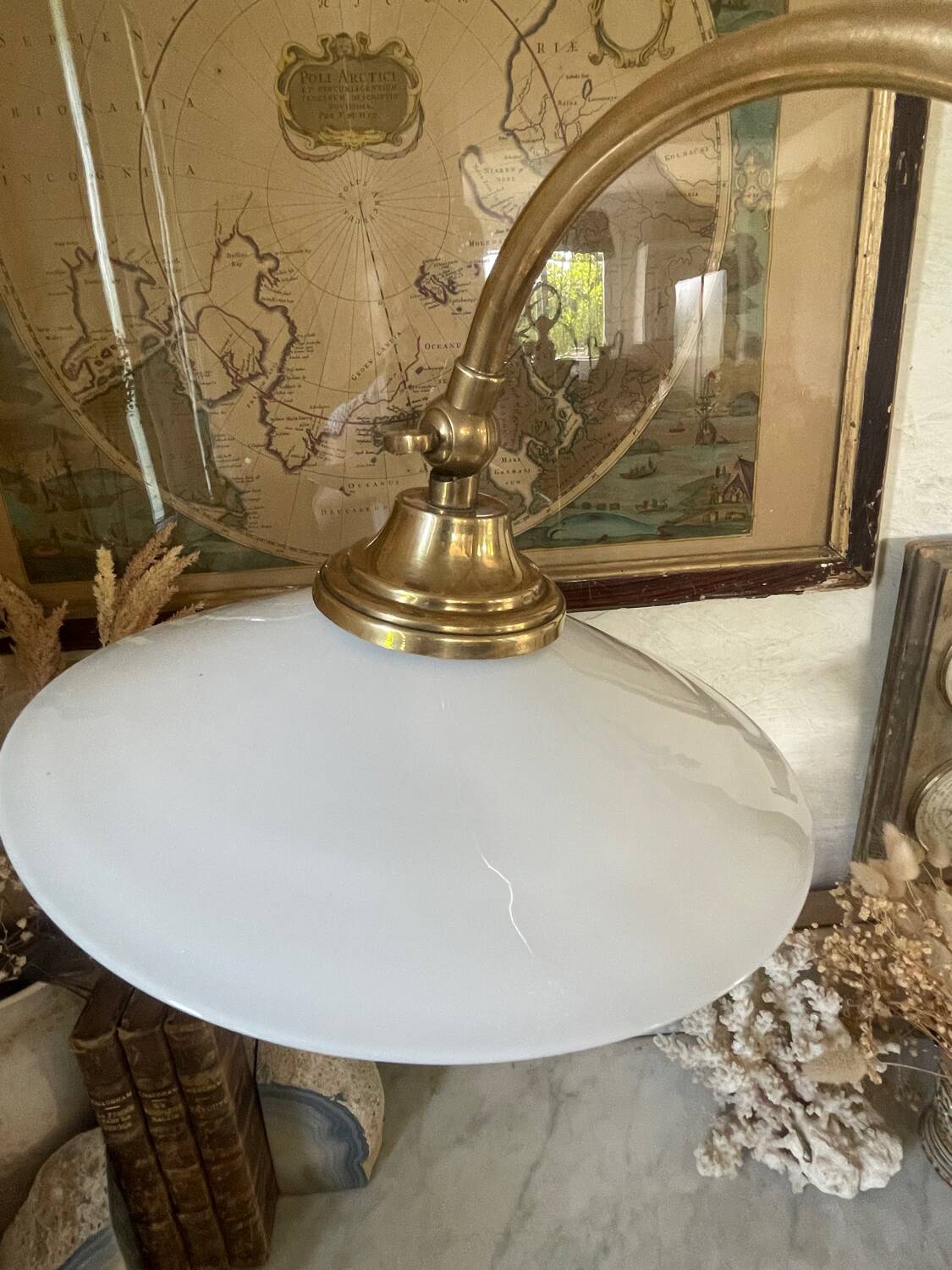Italian lamp in brass and opaline sliding arm 67cm