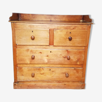 English chest of drawers nineteenth in pine