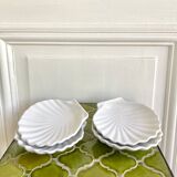 Empty scallop cups ceramic pockets