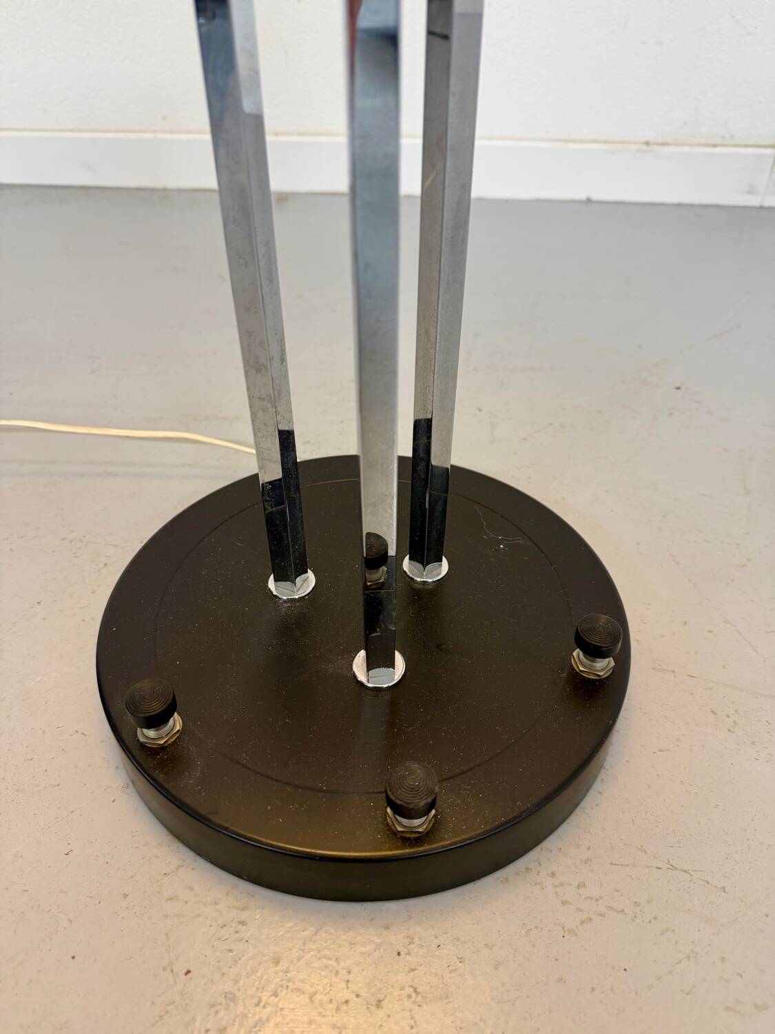 Ancien lampadaire des années 70 design Lemag vintage chromé 