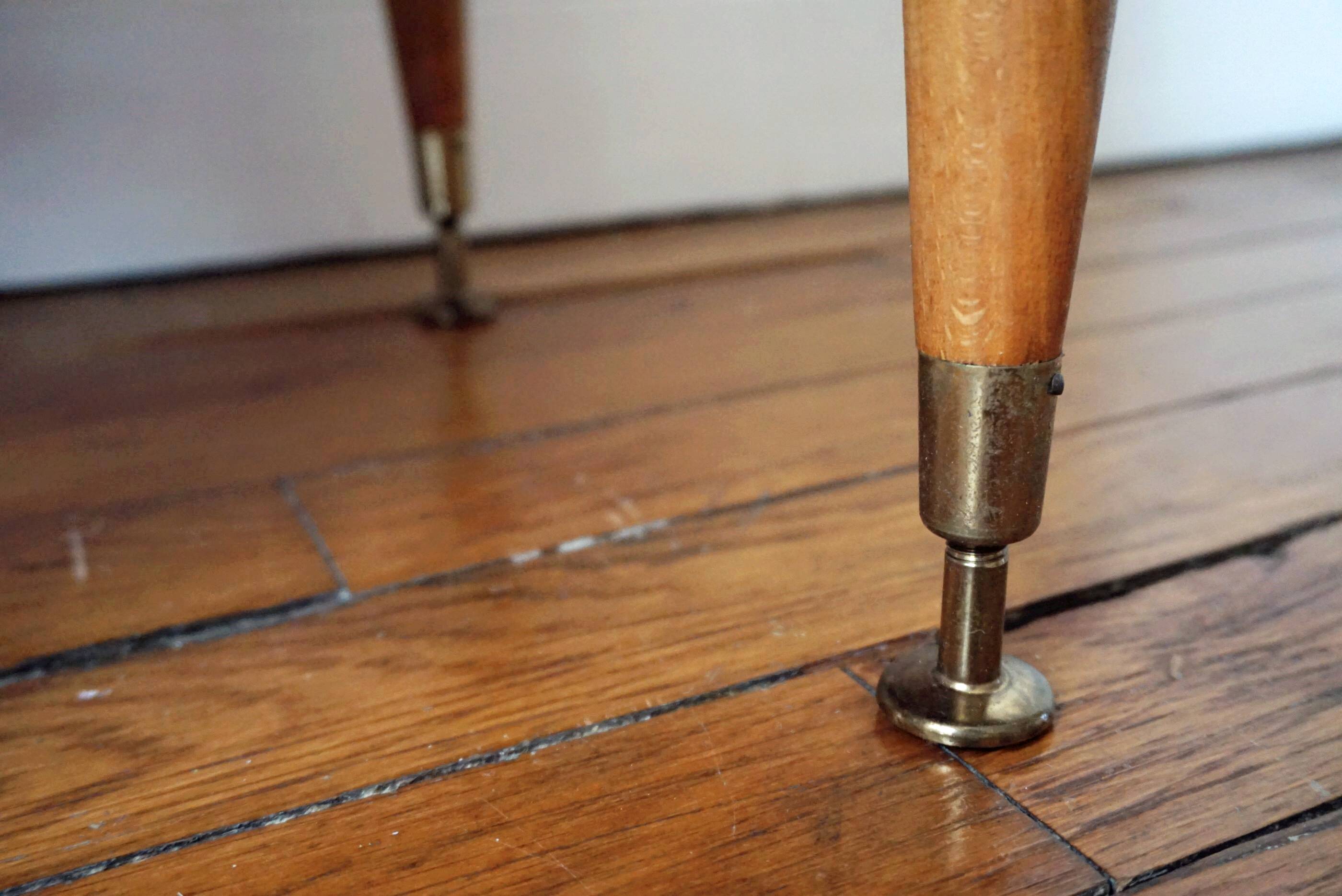 Commode vintage aux pieds compas 4 tiroirs