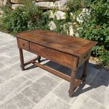 Farmhouse table in solid oak of the eighteenth