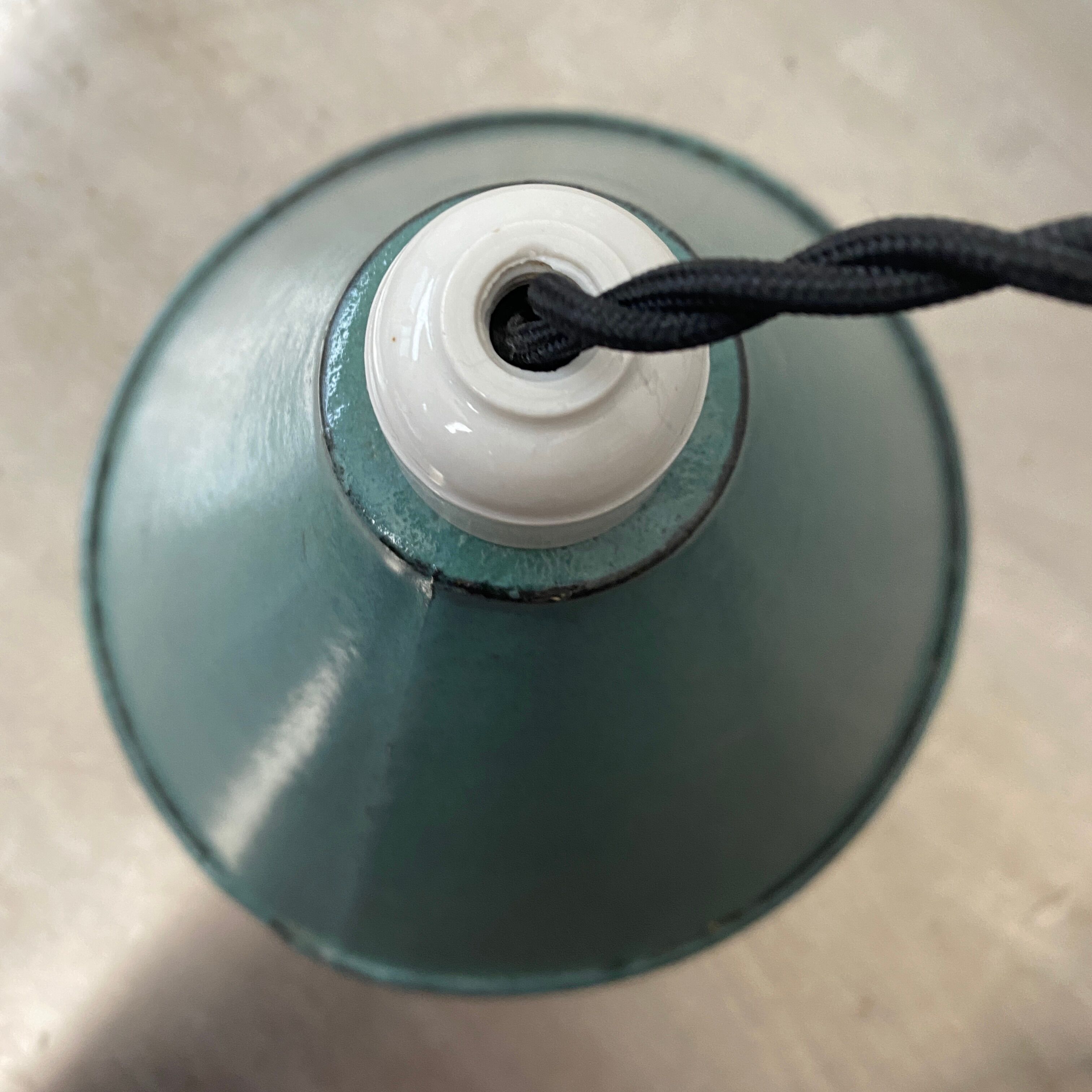 OLD INDUSTRIAL SUSPENSION TOLE EMAILLEE BLUE-GRAY