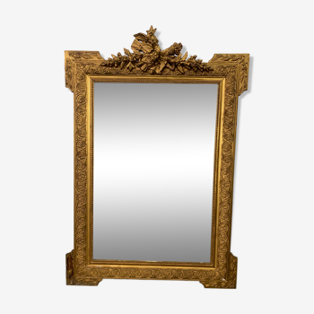 Moulded golden mirror